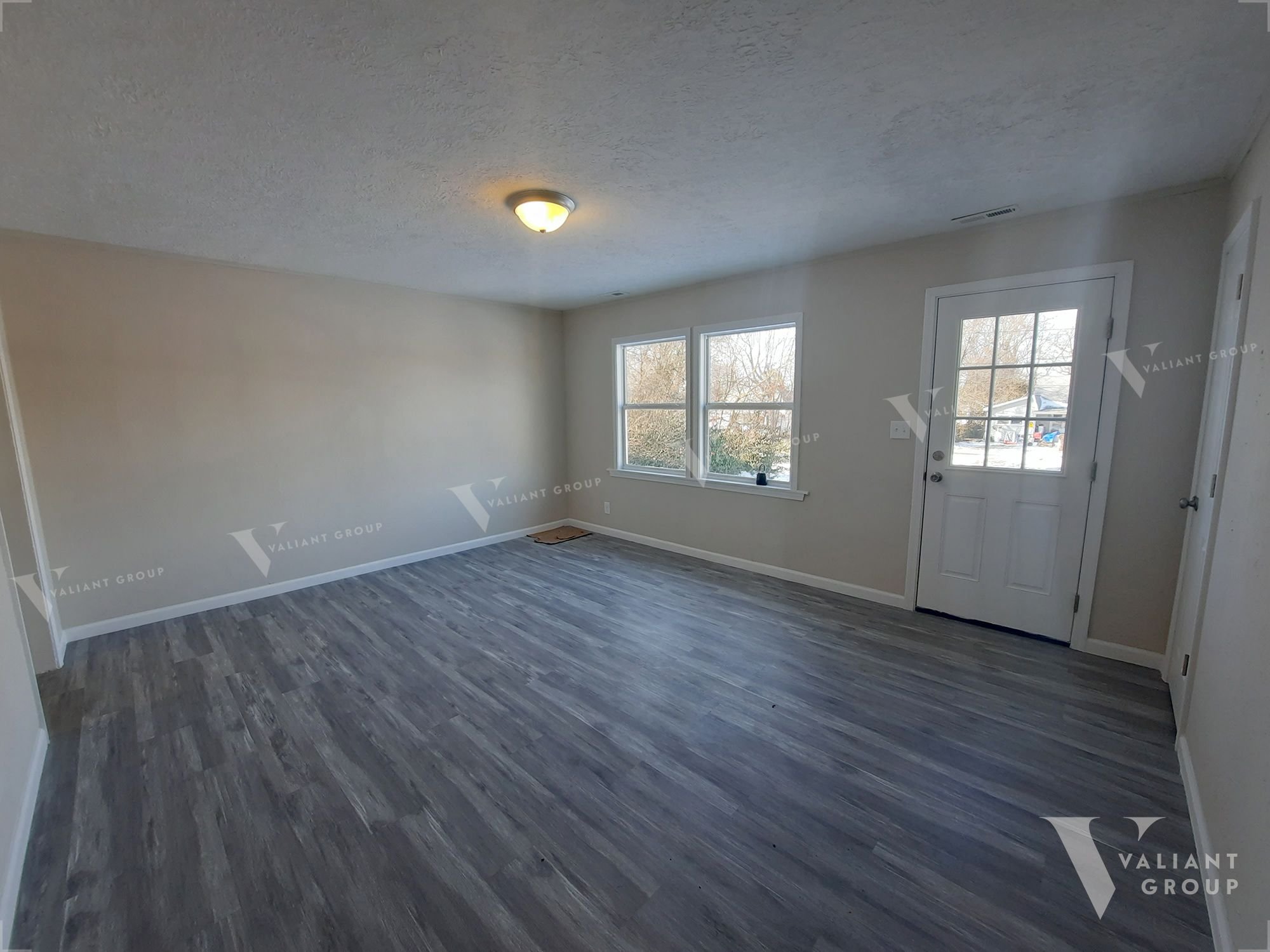 House-For-Rent-1326-N-Prospect-Ave-Springfield- MO-02-Front-Living-Room.jpg