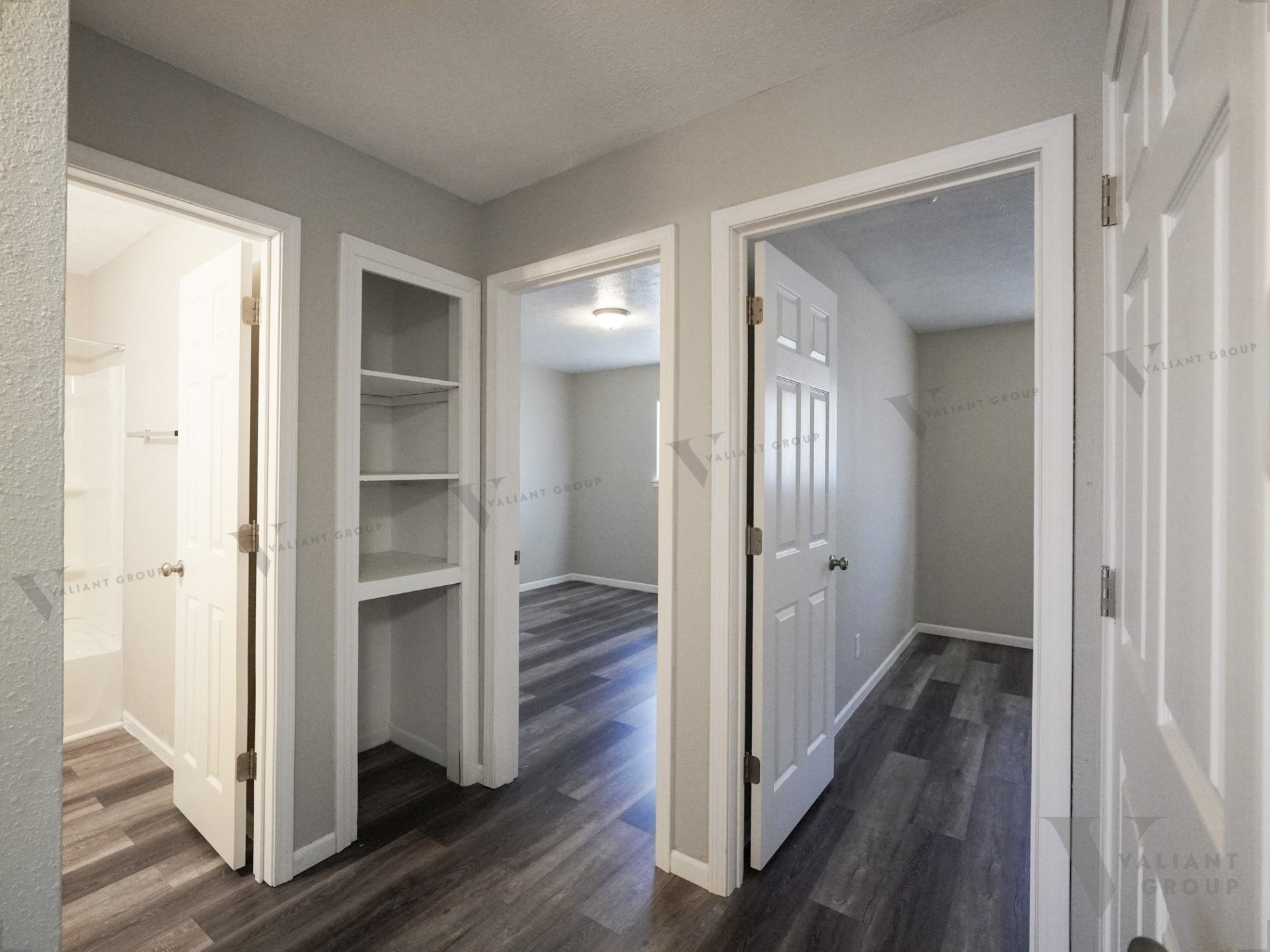 2107 E Cherry St Springfield MO Apartment 203-06 Hallway.jpg