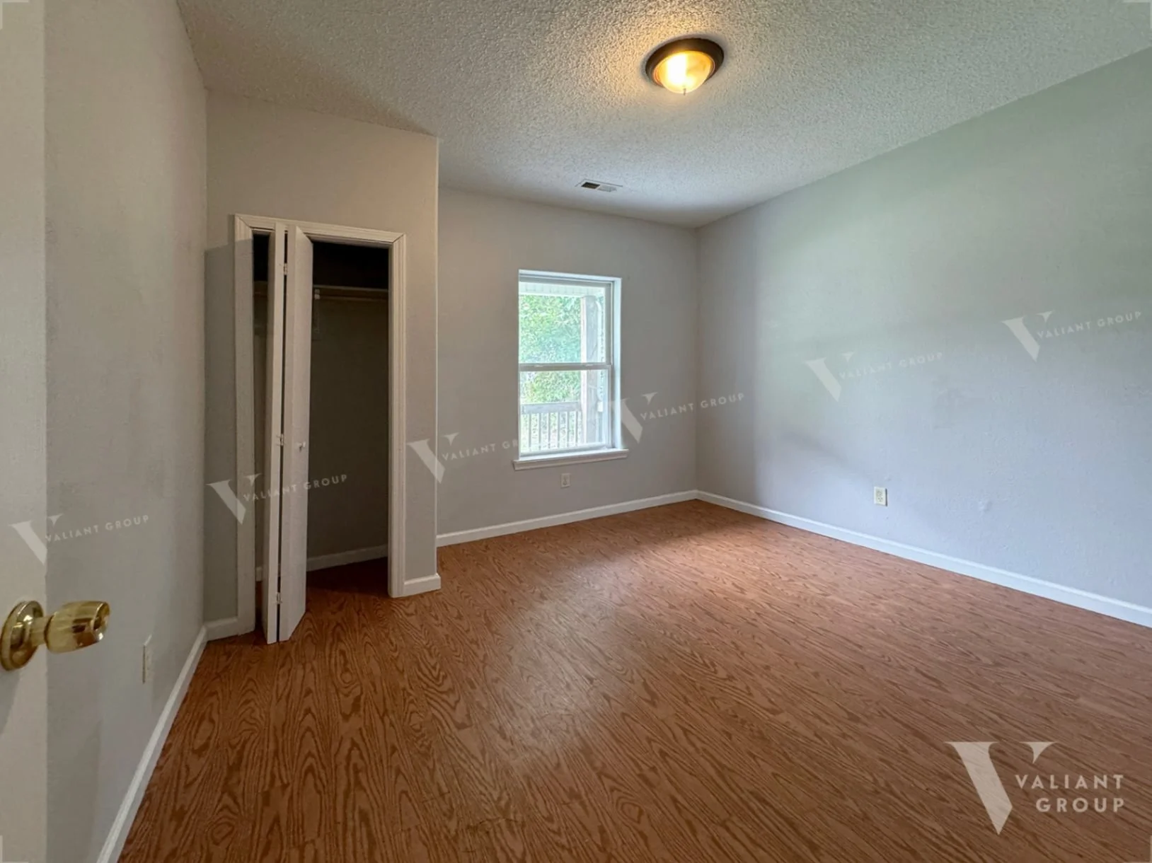 Rental-House-1201-W-Florida-St-Springfield-MO-07-Bedroom.jpg