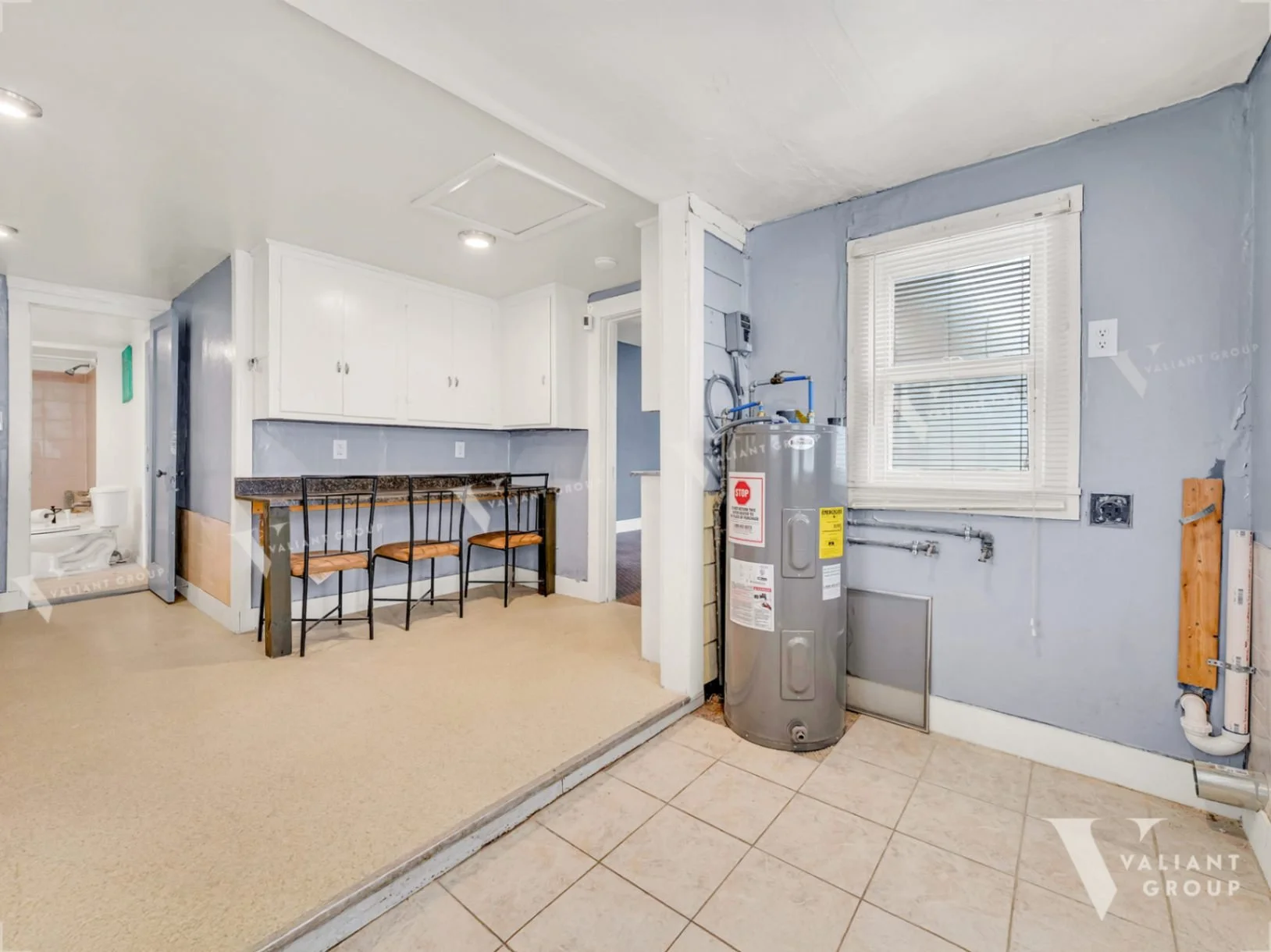 06--2445-N-Main-Ave-kitchen-laundry-utility.jpg