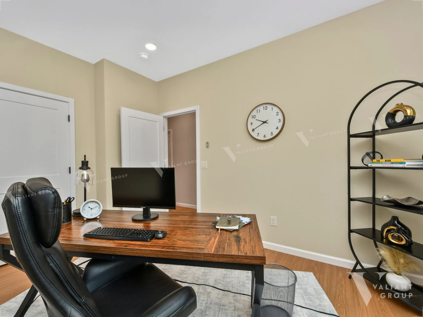 11-Pacific-Station-1220-E-Pacific-downstairs-office-desk.jpg