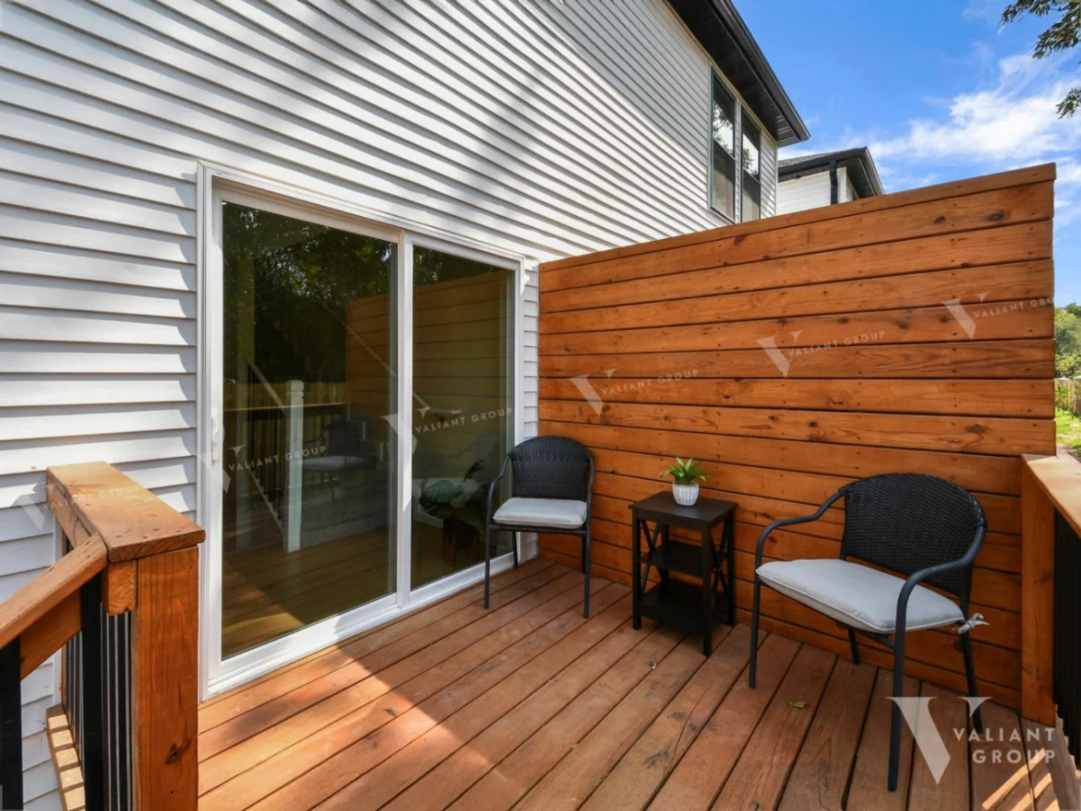 20-Pacific-Station-1220-E-Pacific-outdoor-private-deck.jpg