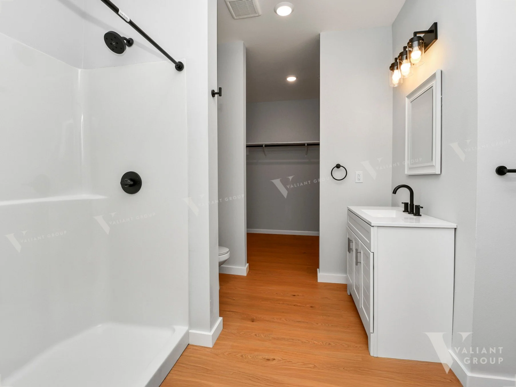 12-The-Knoll-1-Bed-bathroom-walk-in-shower.jpg