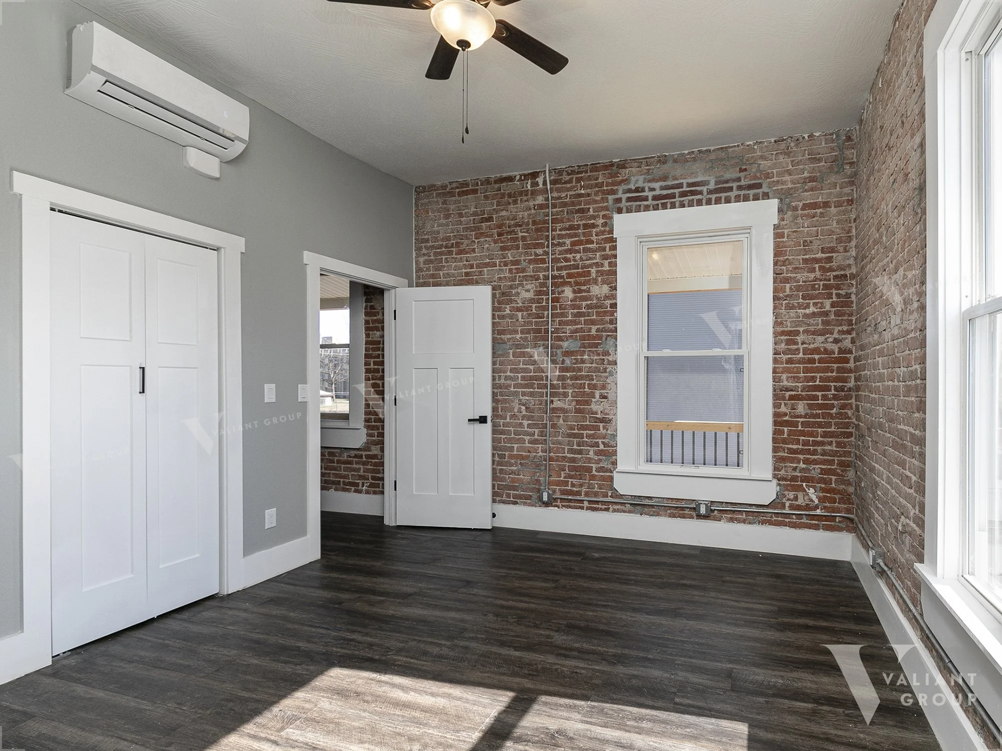 Apt 8 Back - 7M4A8817-Edit_1.jpg