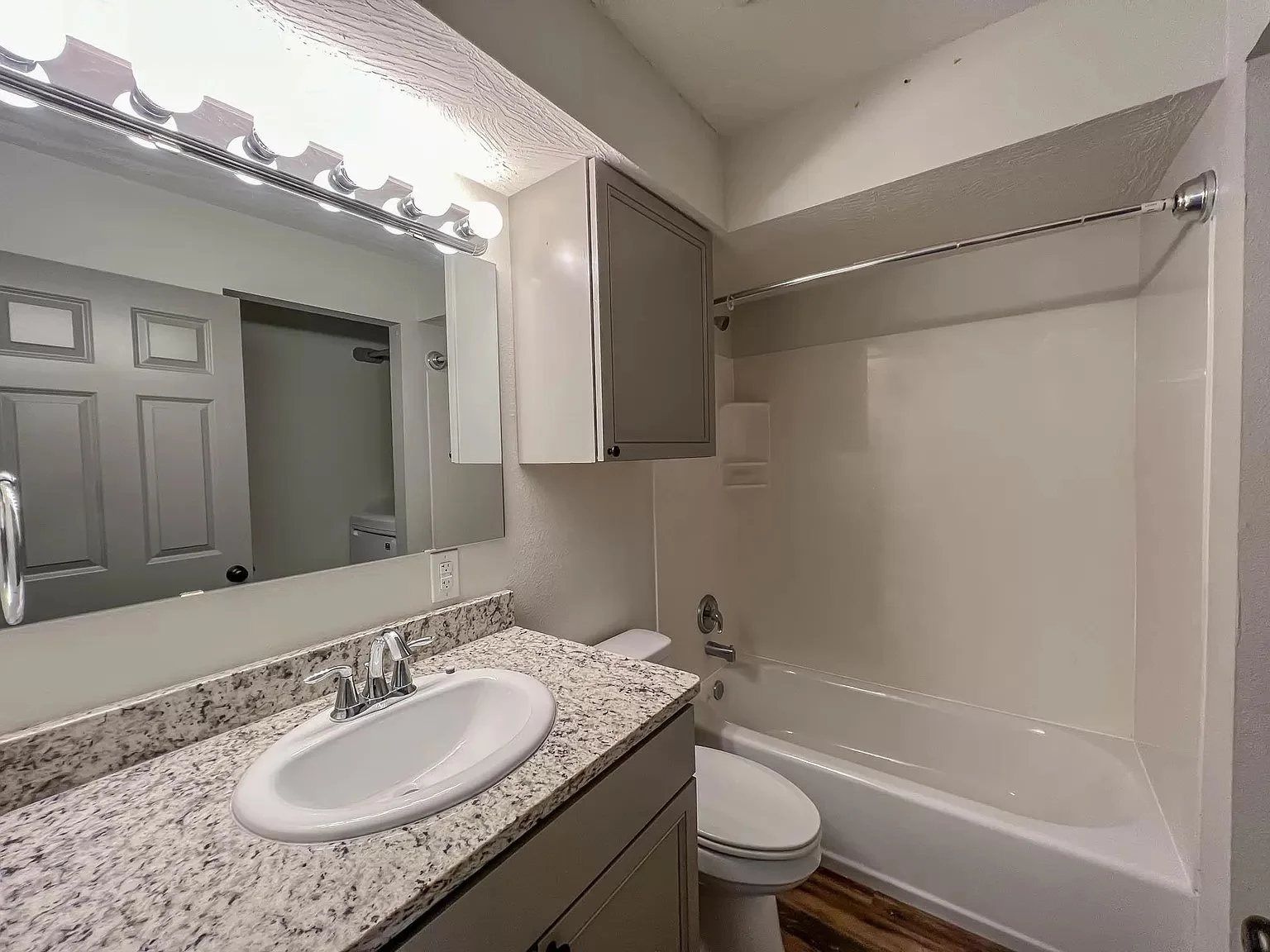 2323 E Cherry Street - Bathroom 01.jpg