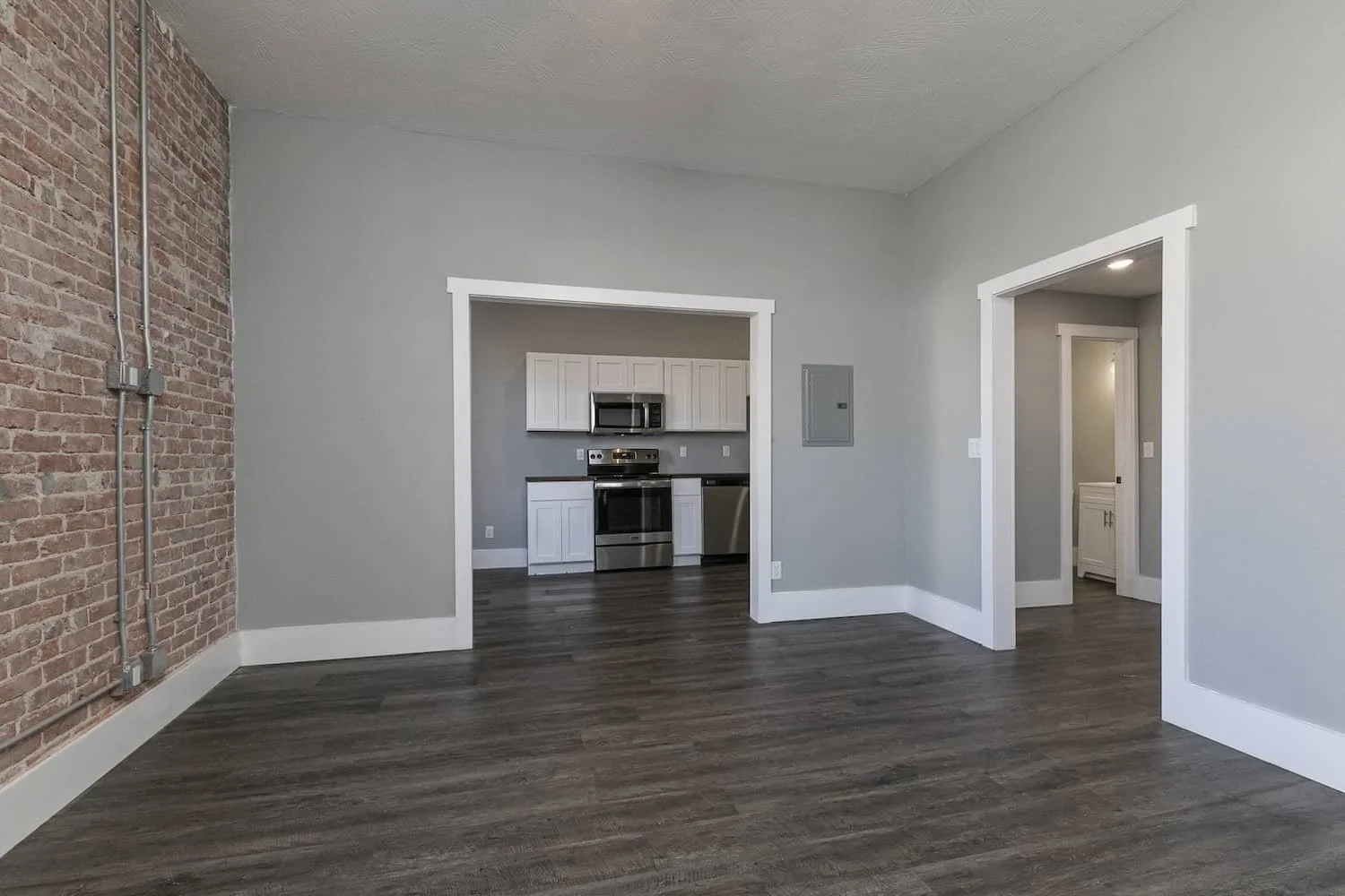 Downtown loft apartment for rent in springfield mo student housing MSU apartment 1 Apt 1 open floow plan.jpg