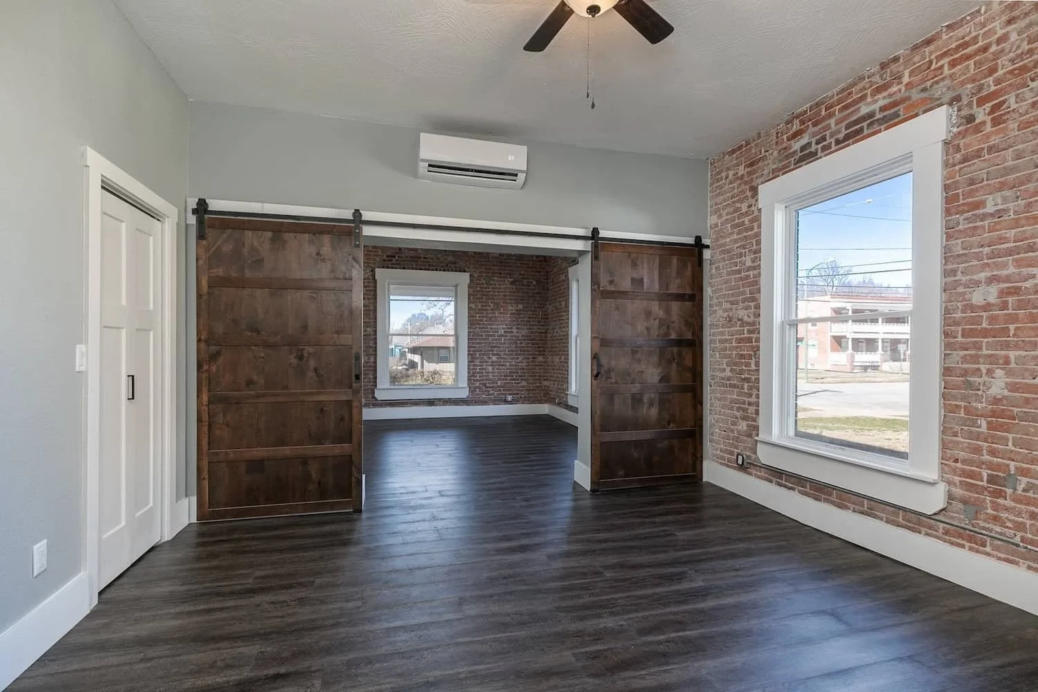 Downtown loft apartment for rent in springfield mo student housing MSU apartment 1 Apt 1 sliding barn doors.jpg