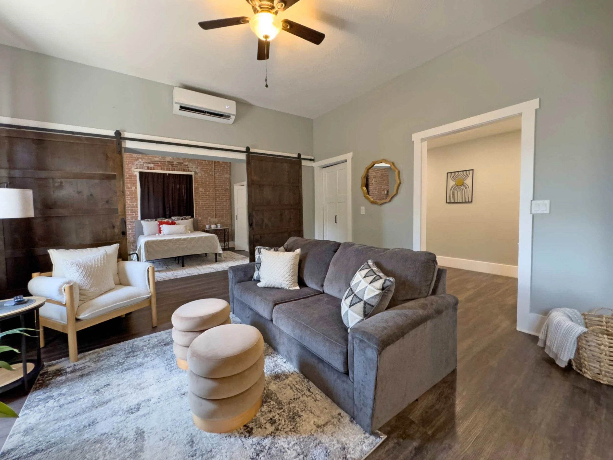 Downtown-Loft-Apartment-Rent-806-South-Ave-Springfield-MO-Apt-03--02-Living-Room.jpg