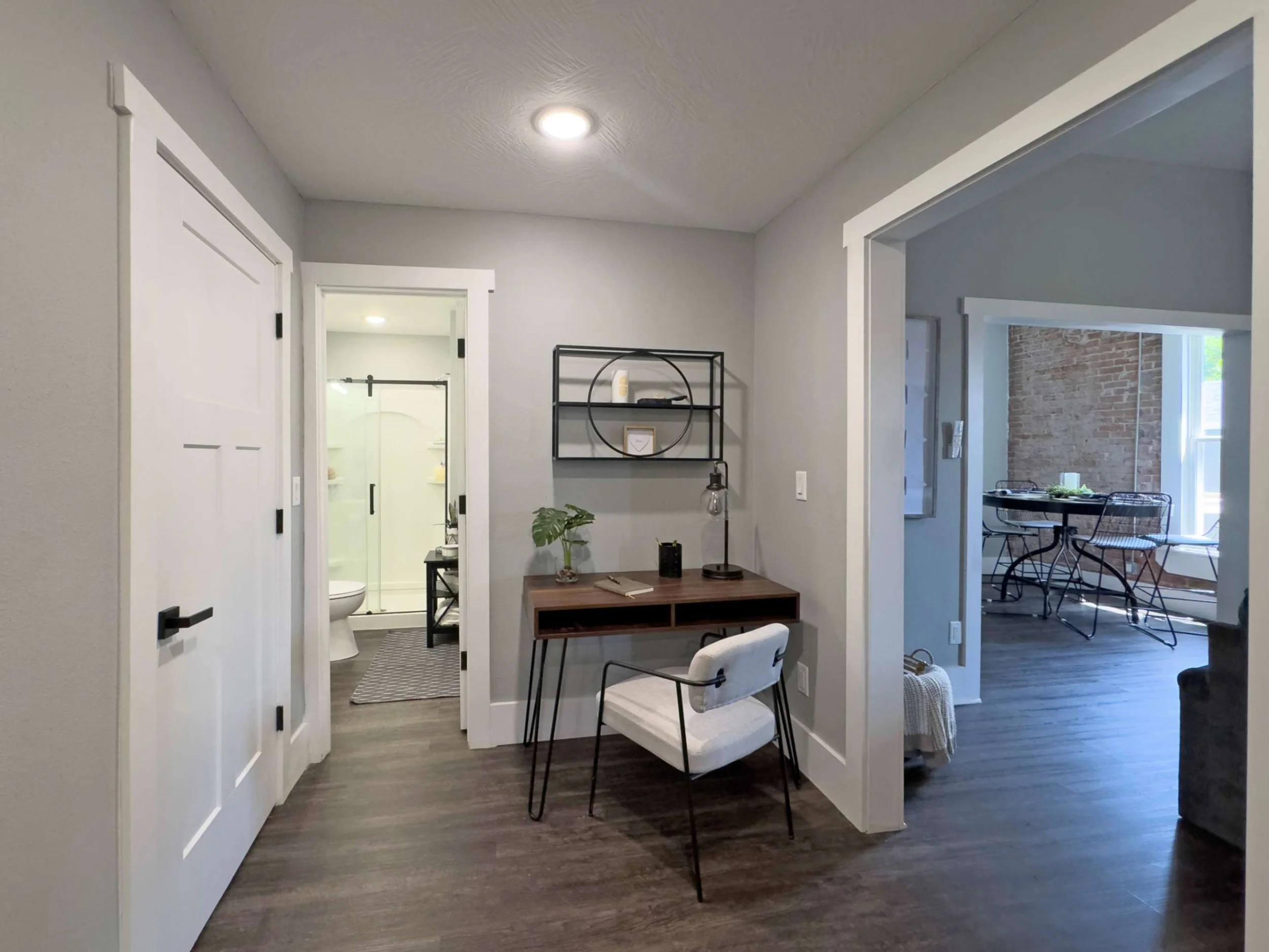 Downtown-Loft-Apartment-Rent-806-South-Ave-Springfield-MO-Apt-03--01-Hallway.jpg