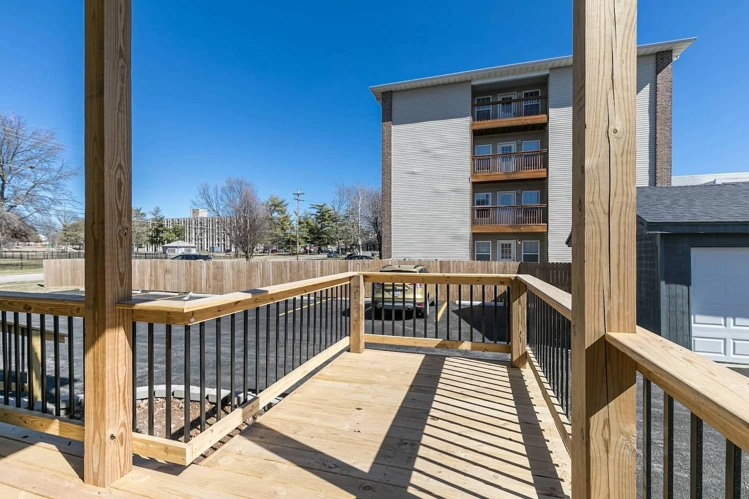 Apartments for rent downtown sprinfield missouri loft apartments 13 large deck patio.jpg