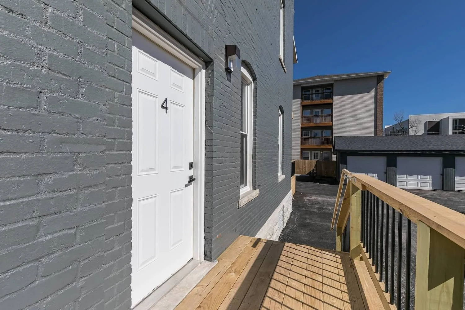Apartments for rent downtown sprinfield missouri loft apartments wood deck patio 14.jpg