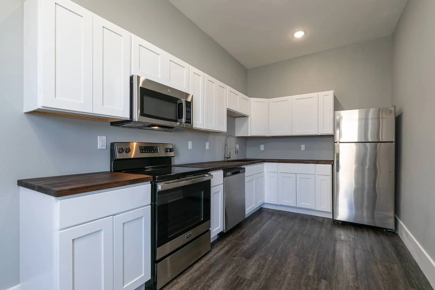 rental apartment in downtown sprinfield MO lofts for rent 3.jpg