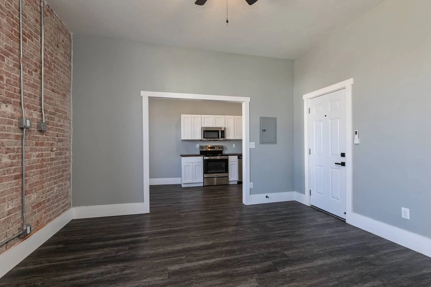 rental apartment in downtown sprinfield MO lofts for rent 1.jpg