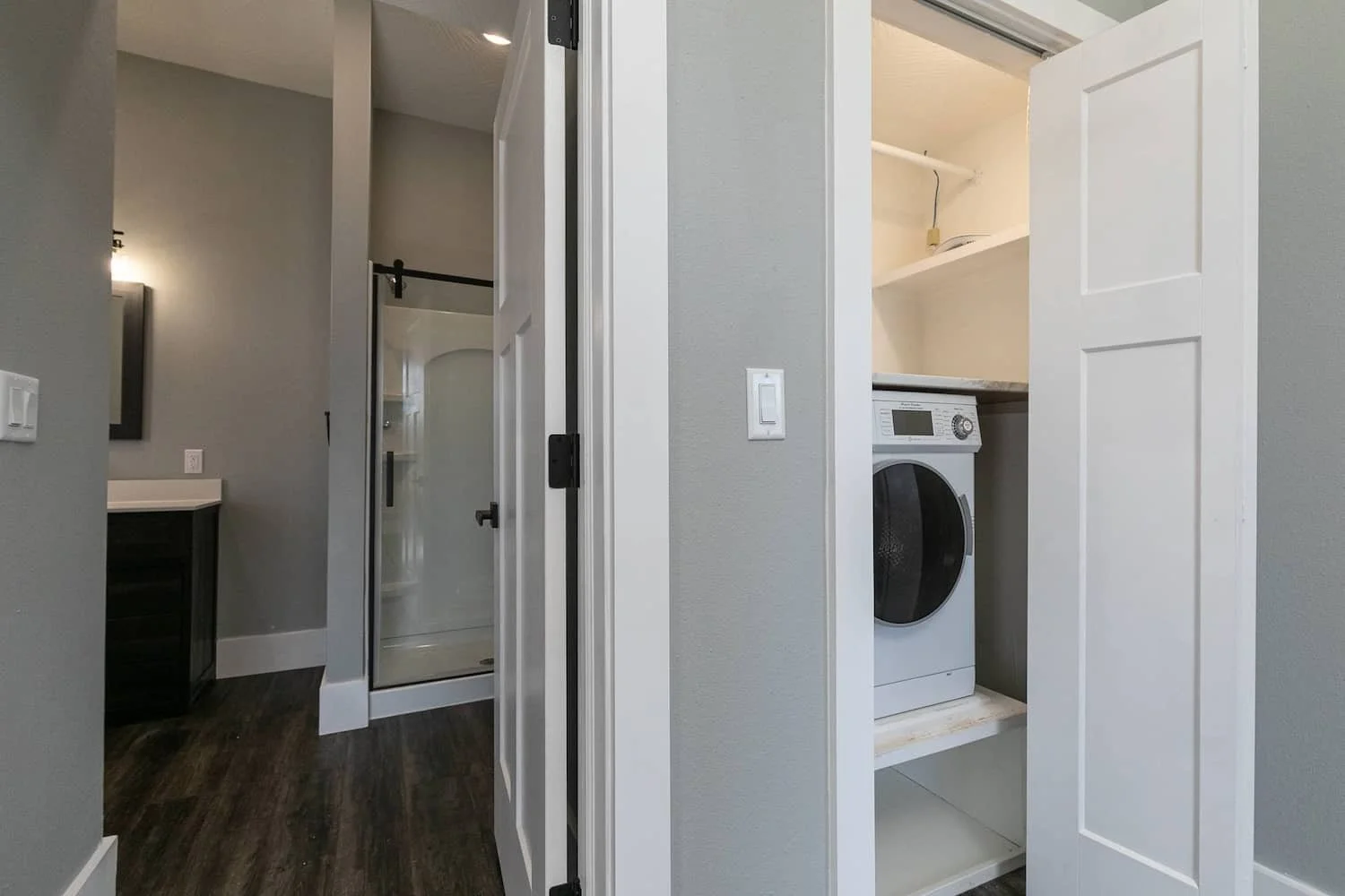 Apartment Unit 7 for rent downtown springfield private balcony 9.jpg