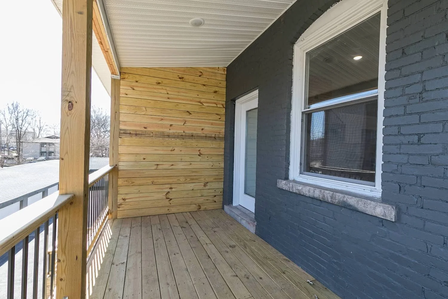 newly remodeled apartments for rent and lease in springfield mo MSU Student Housing 14.jpg
