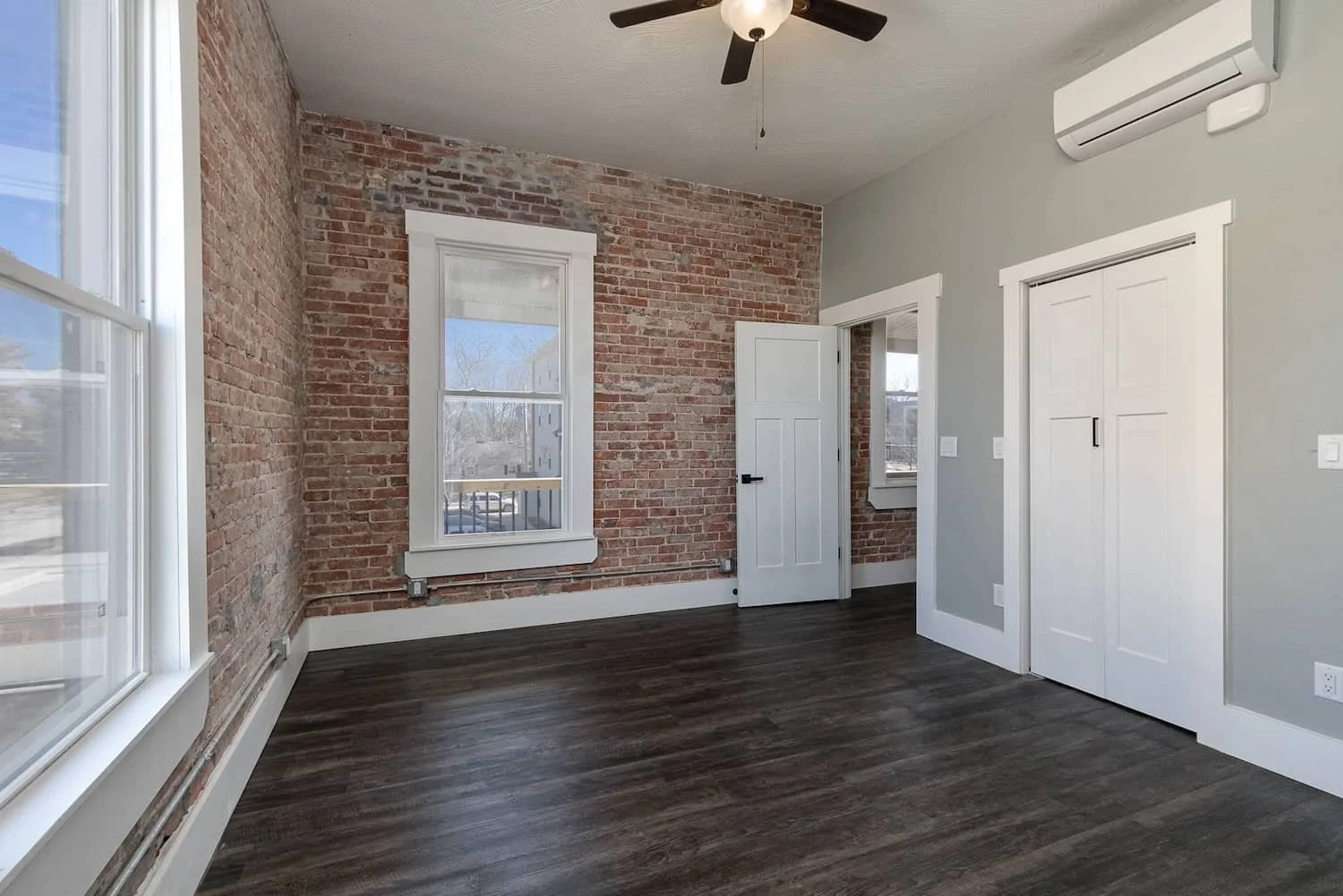 newly remodeled apartments for rent and lease in springfield mo MSU Student Housing 6.jpg