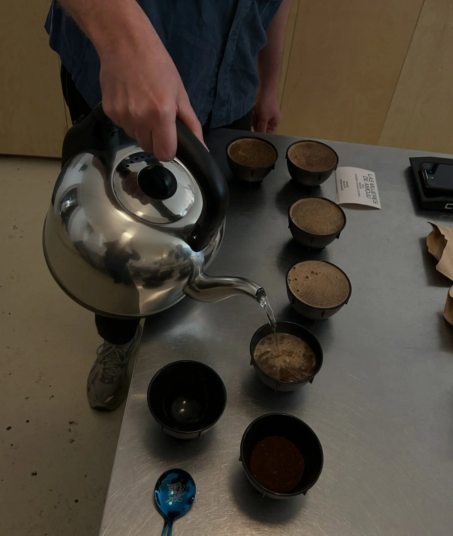 Let&rsquo;s keep things real: We just wanna let you know that we invested heavily into a 4,5 liter kettle to not run out of water anymore during cuppings, very important message! We also invested in a label printer, as you can see it&rsquo;s going gr