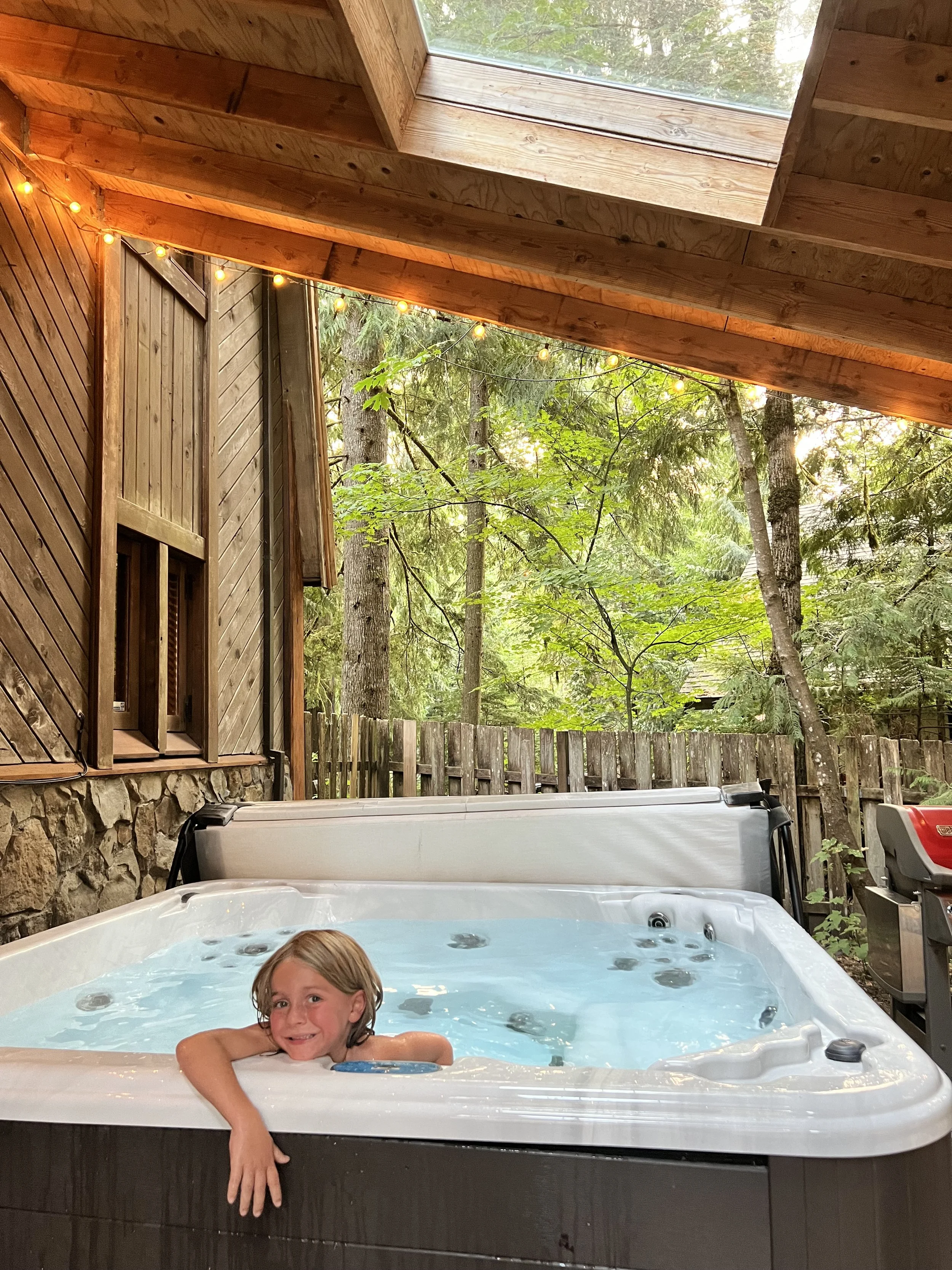 Mt Hood Alpine Chalet Kids Hot Tub Post Ski Lessons.jpeg