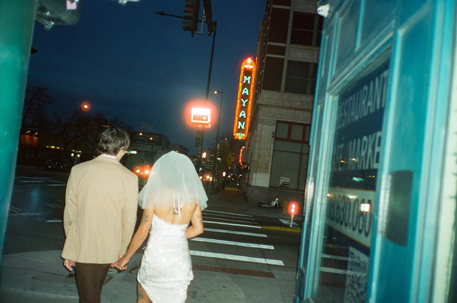 ENGAGEMENT PHOTOS IN DOWNTOWN DENVER, CO