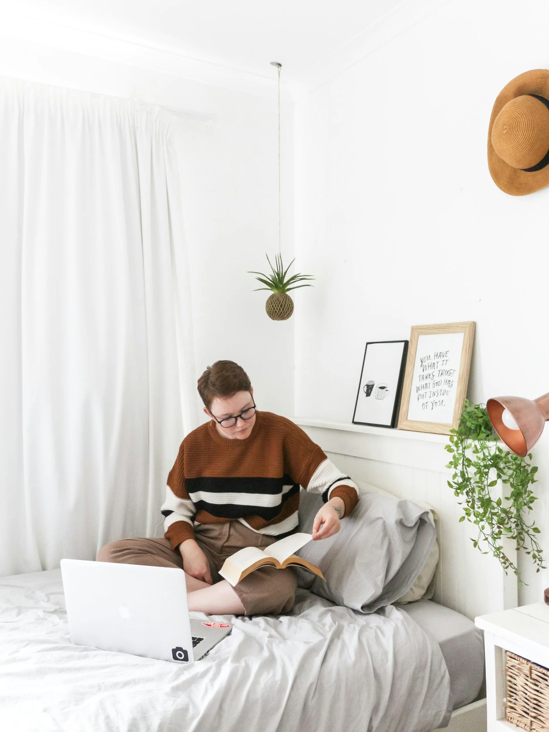 Virtual therapy session for panic attacks in Reston, VA