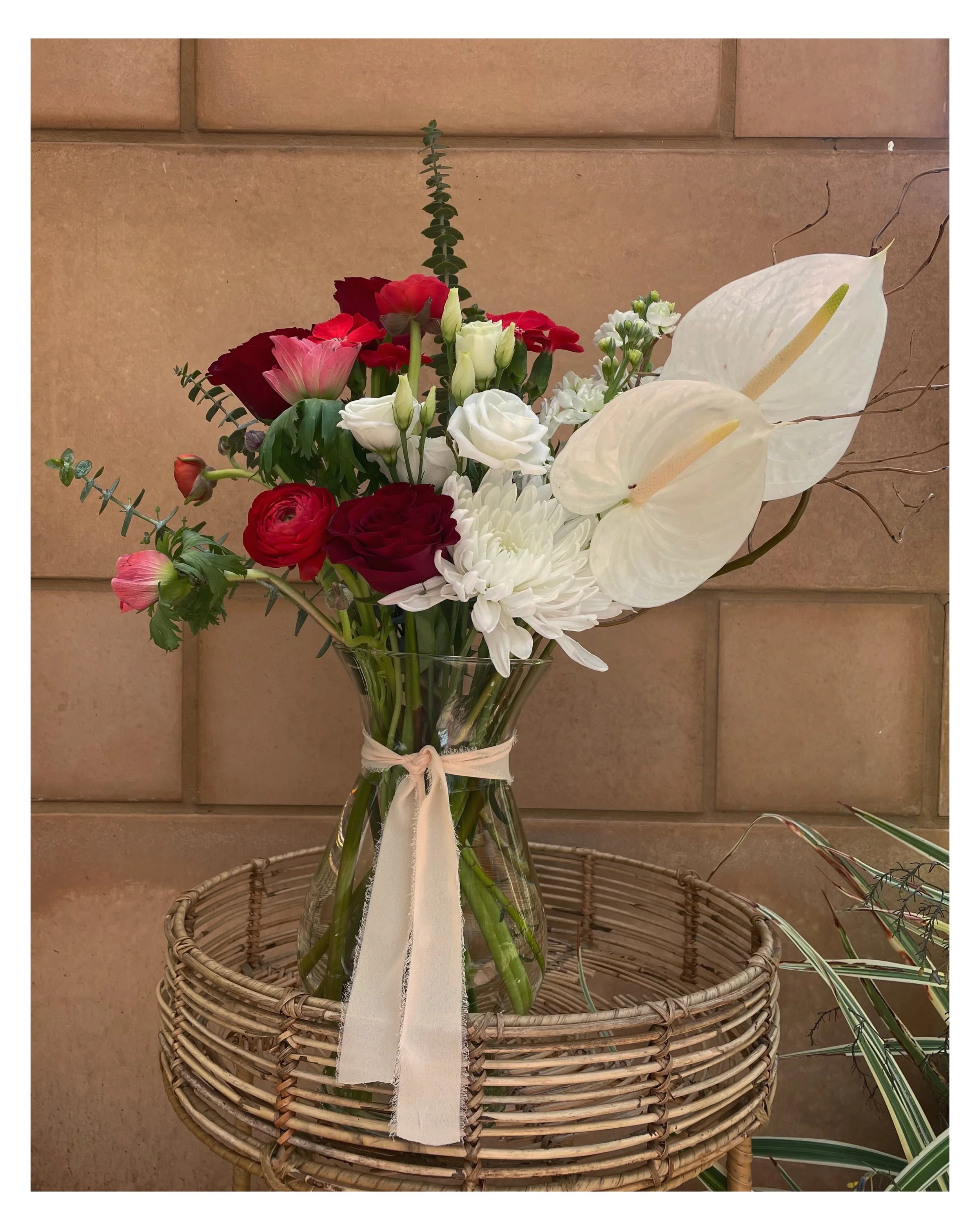 Mixed- VASE ARRANGEMENTS