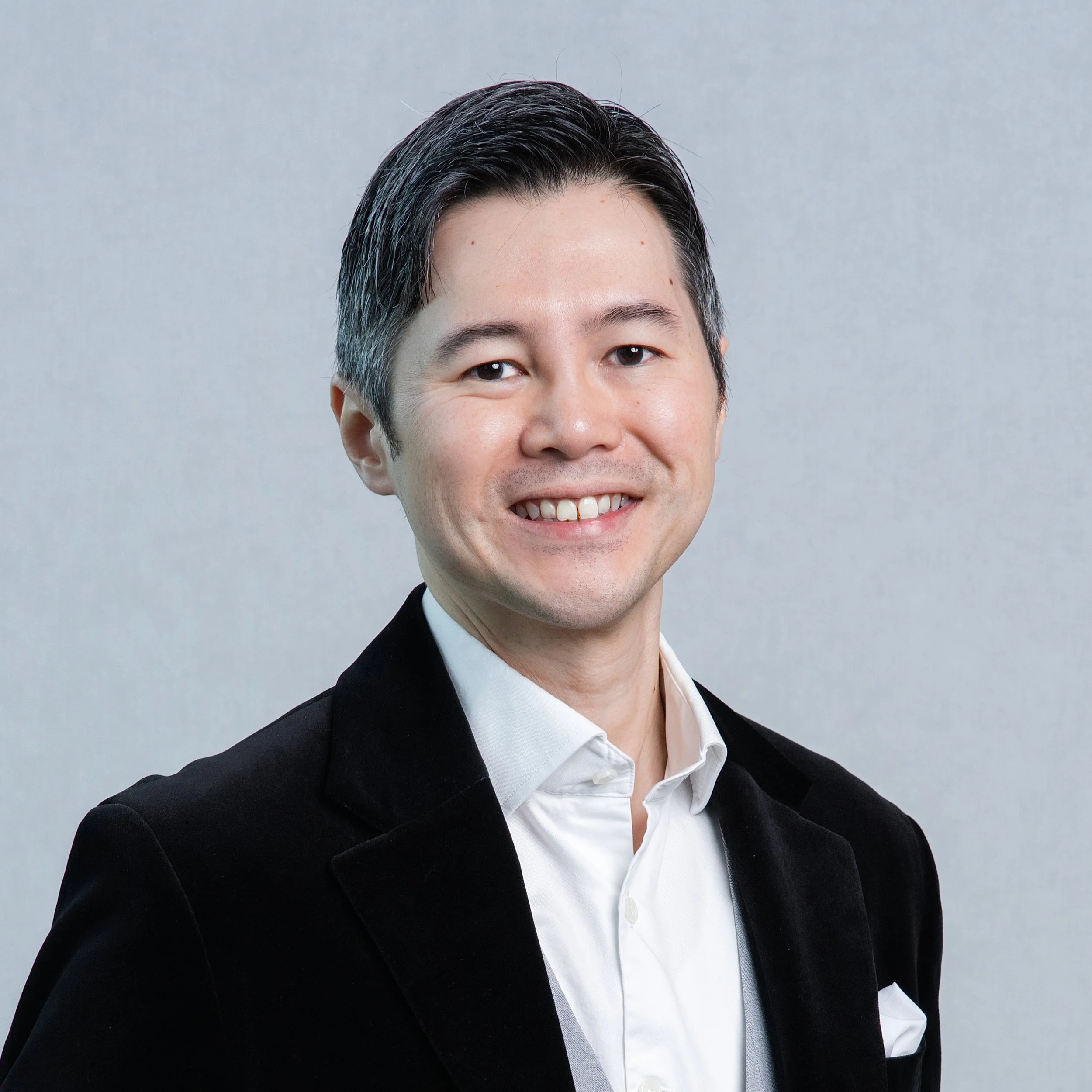Marcus Loh, Singapore corporate affairs executive and commentator
