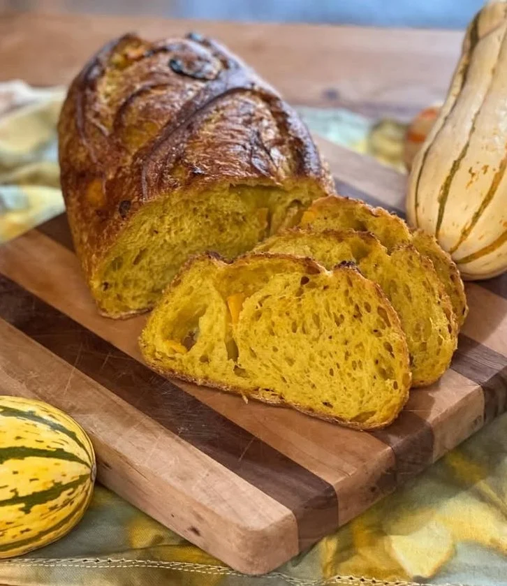 Spicy Squash & Turmeric Loaf  (Tuesday only) 
Naturally leavened sourdough batard with turmeric and black pepper, and ribbons 
of Big Mesa delicata squash roasted with smoked paprika and Boonville Barn
Collective’s Sugar Rush Peach Chile Powder 