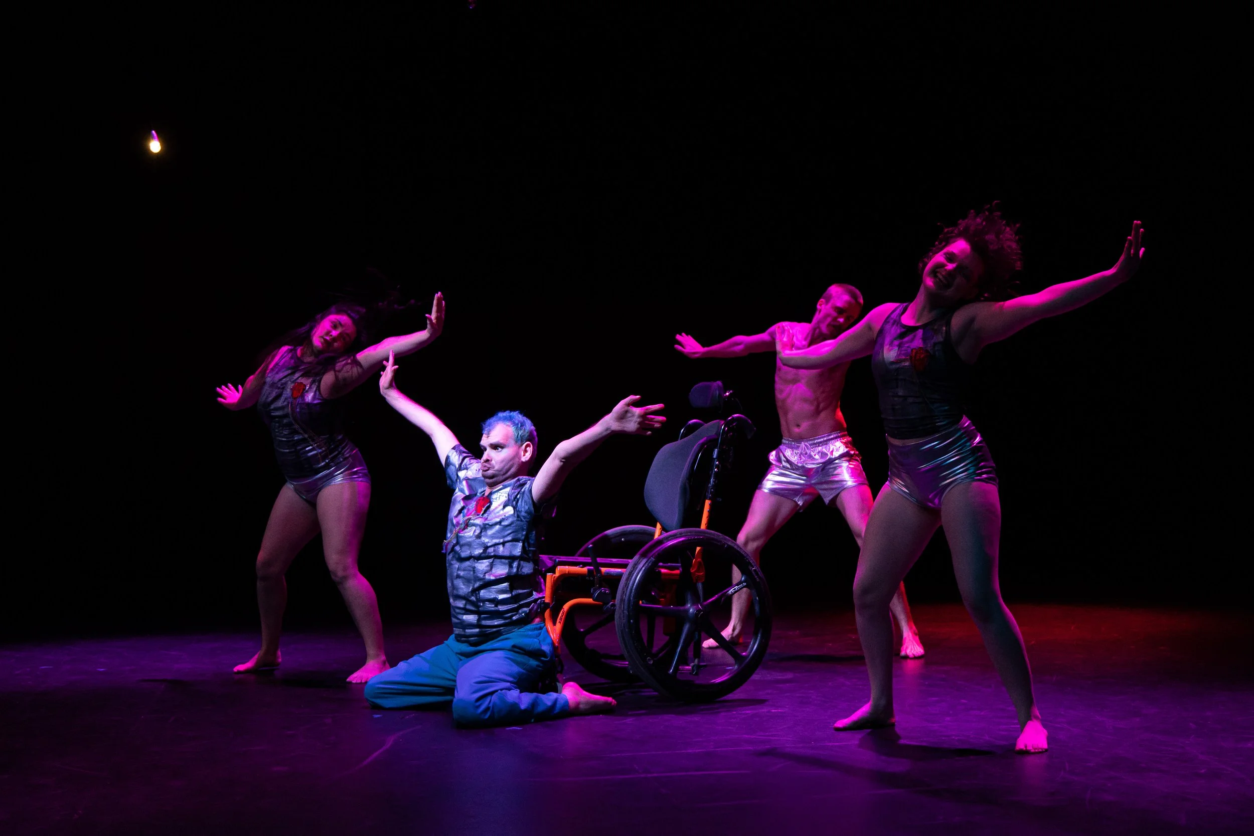 Wired Differently | Screech Arts & Zen Zen Zo Physical Theatre