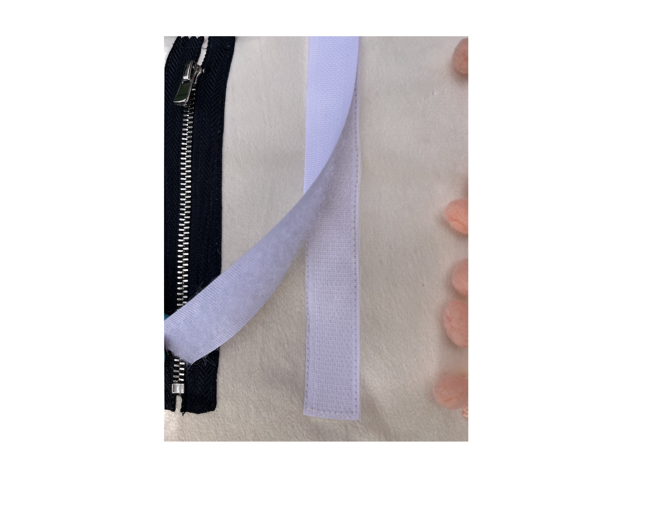Coussin sensoriel démence – apaisant, éléments tactiles4.png