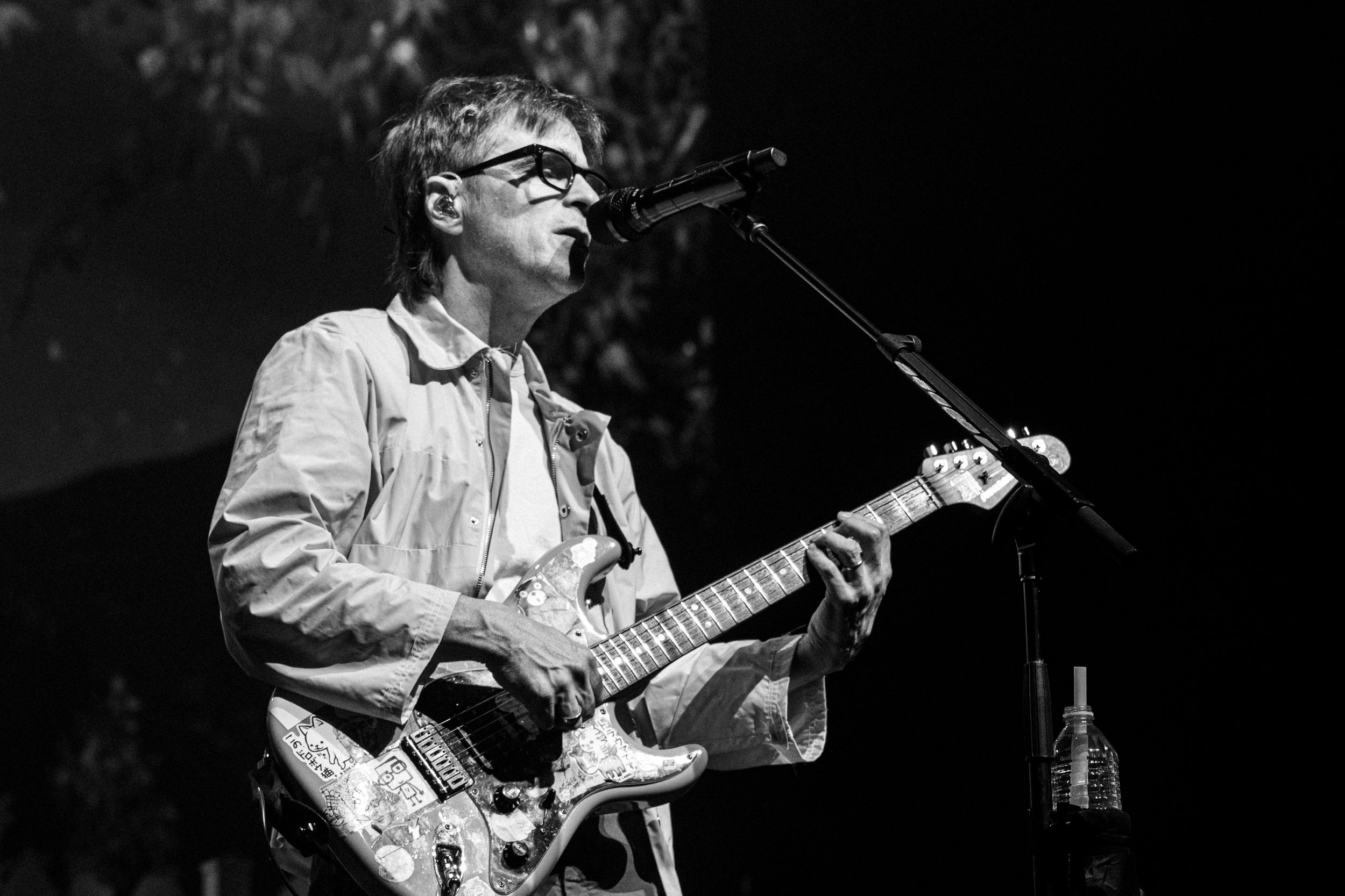 06Weezer.jpg