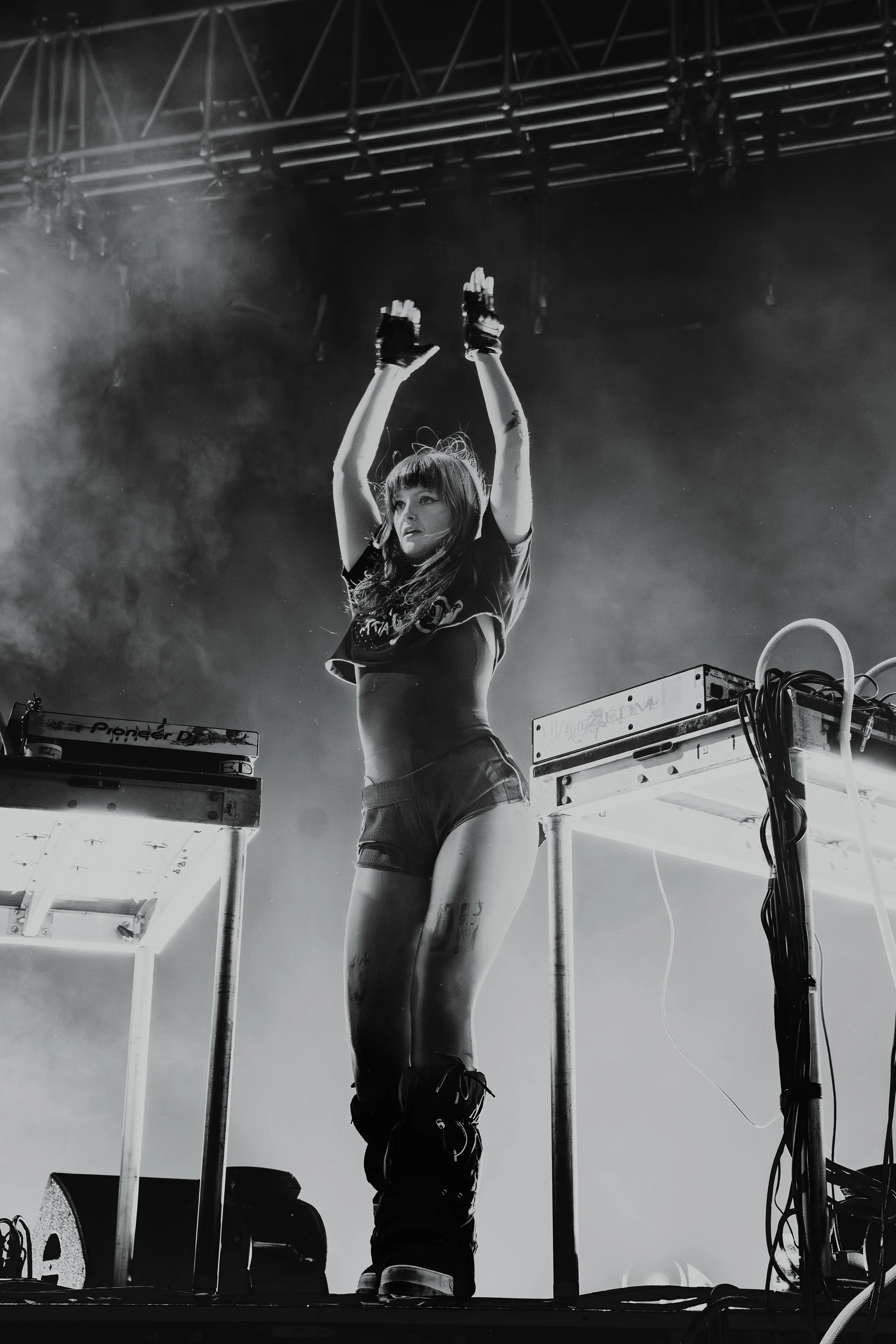 20261002_Ninajirachi-14-2.jpg