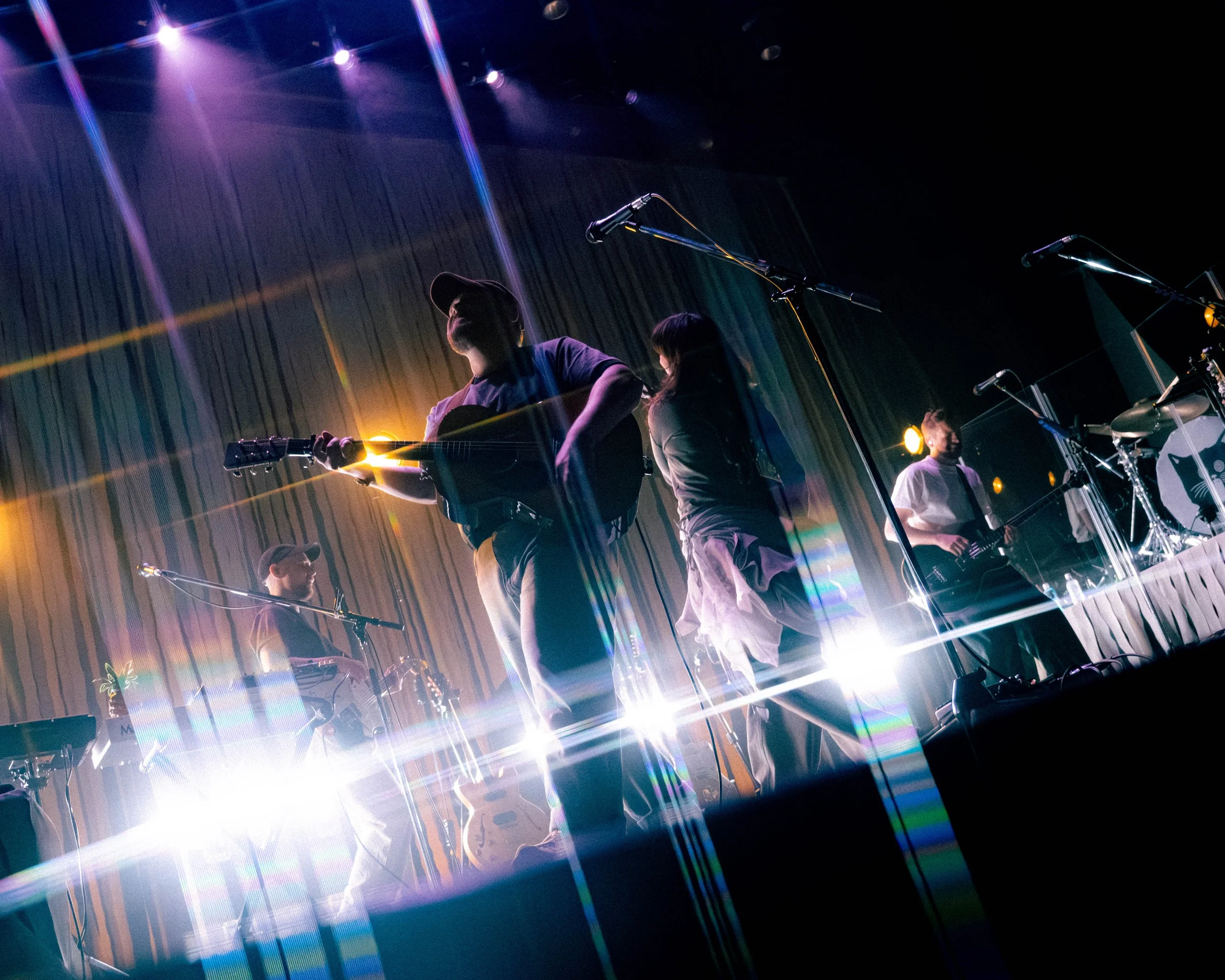 OfMonstersAndMen_5-26-26-7.jpg