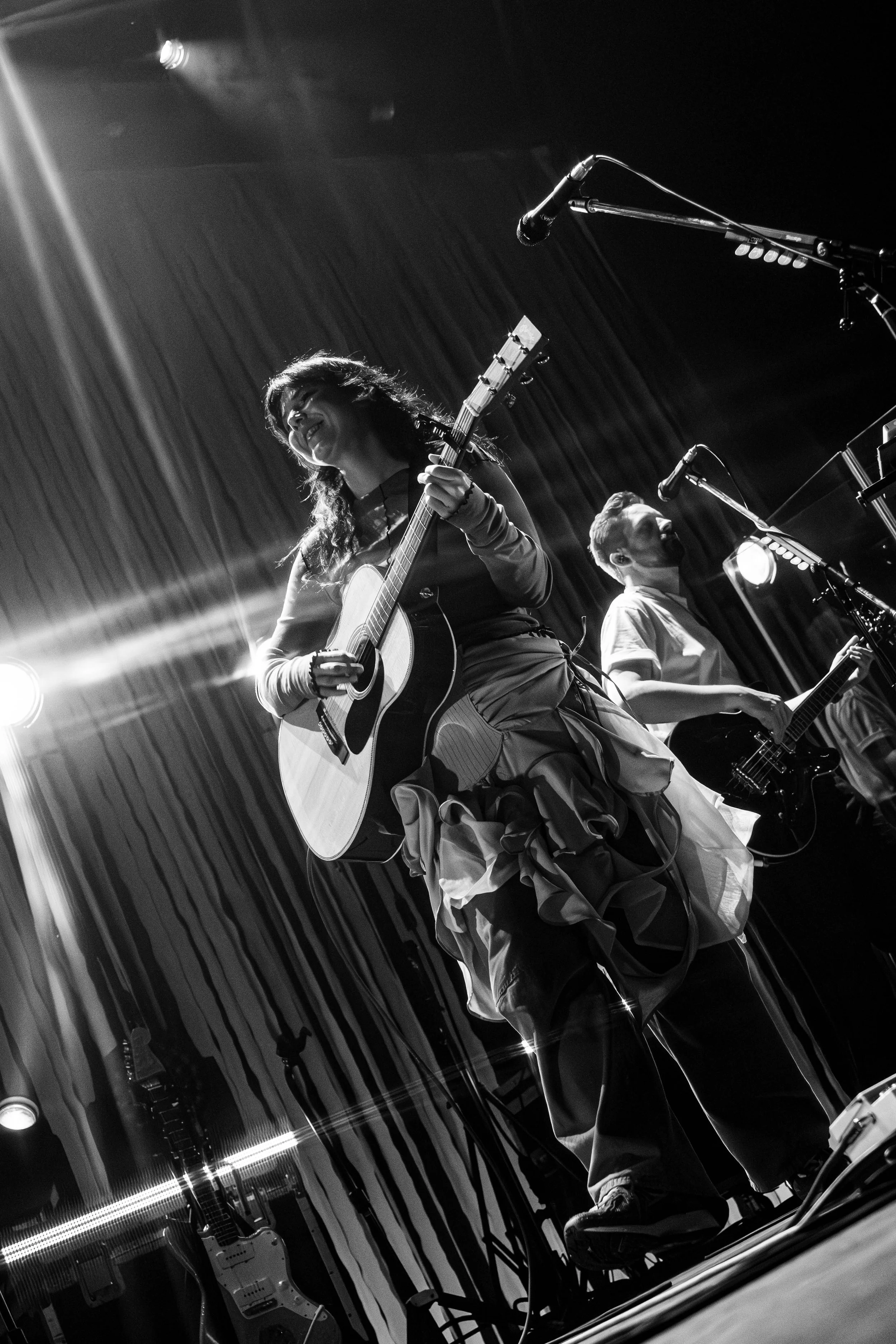 OfMonstersAndMen_5-26-26-3.jpg