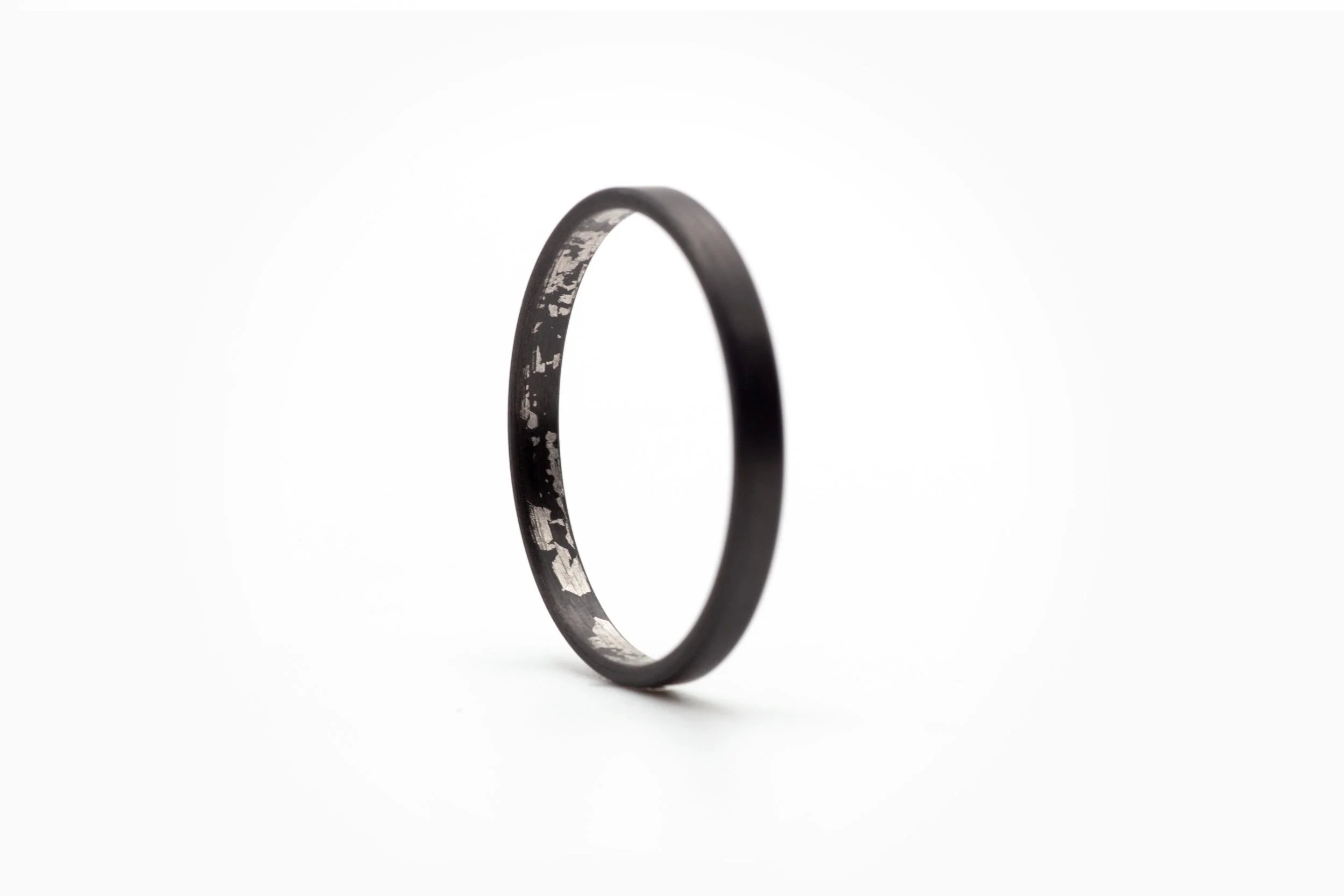 Singularity_carbon Platinum-Black-Mystery-ring_2-2.jpg