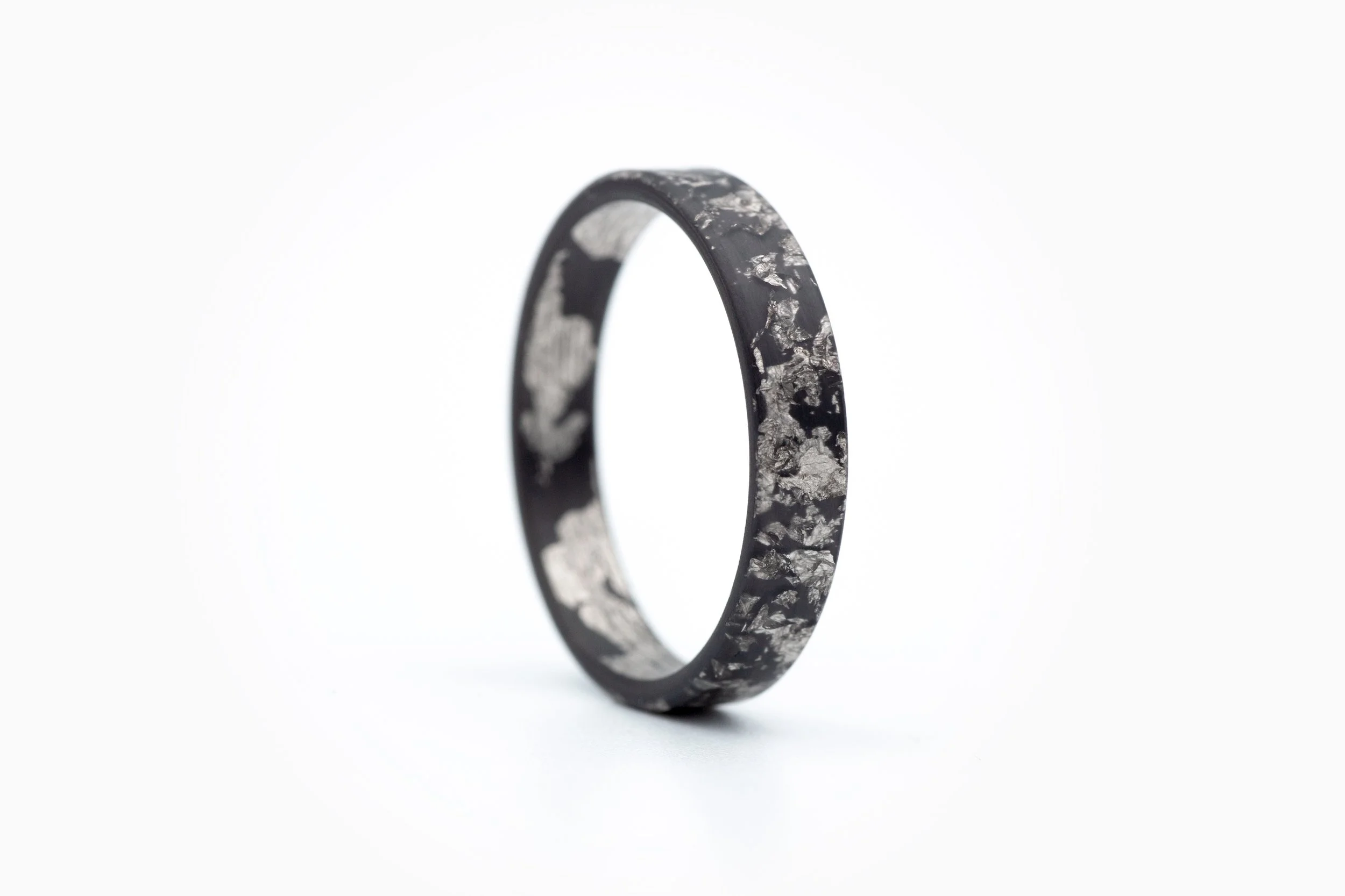 Singularity_carbon platinum ring-4-1.jpg