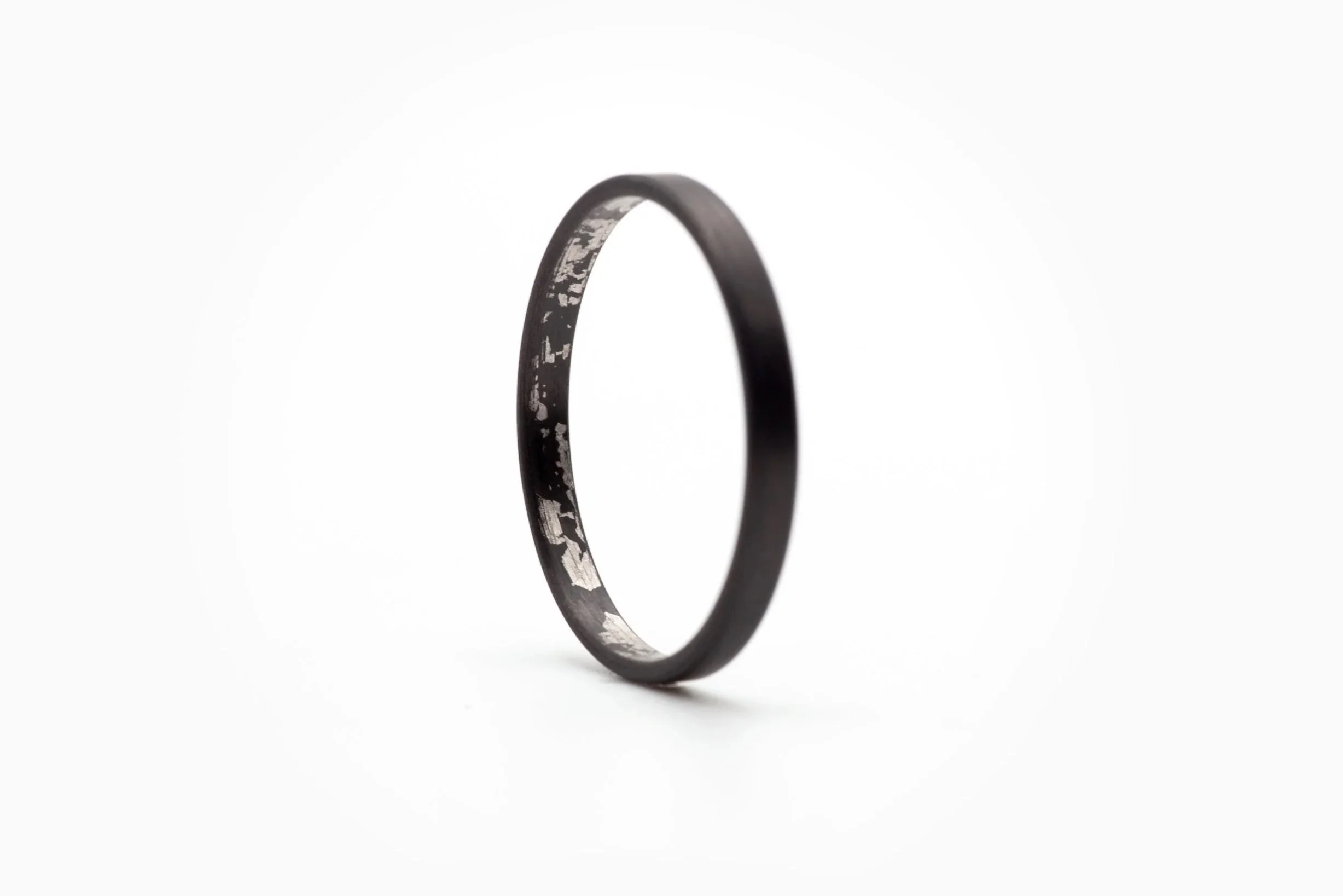 Singularity_carbon+Platinum-Black-Mystery-ring_2-2.jpg
