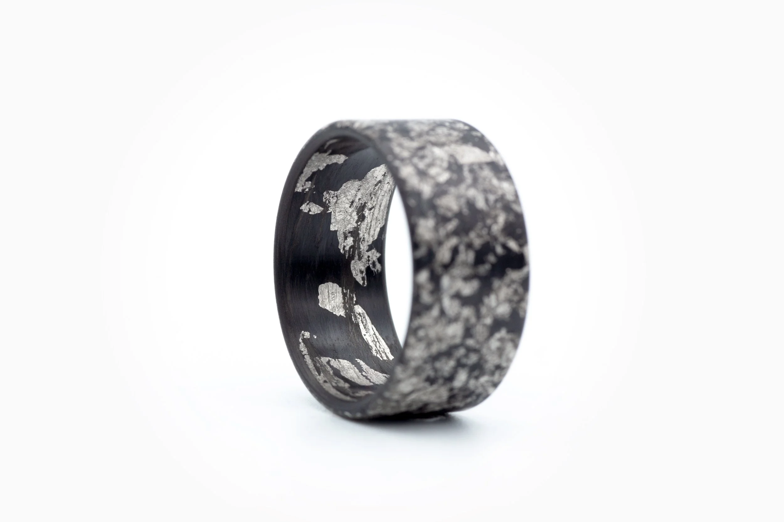 Singularity_carbon platinum ring-10-2.jpg