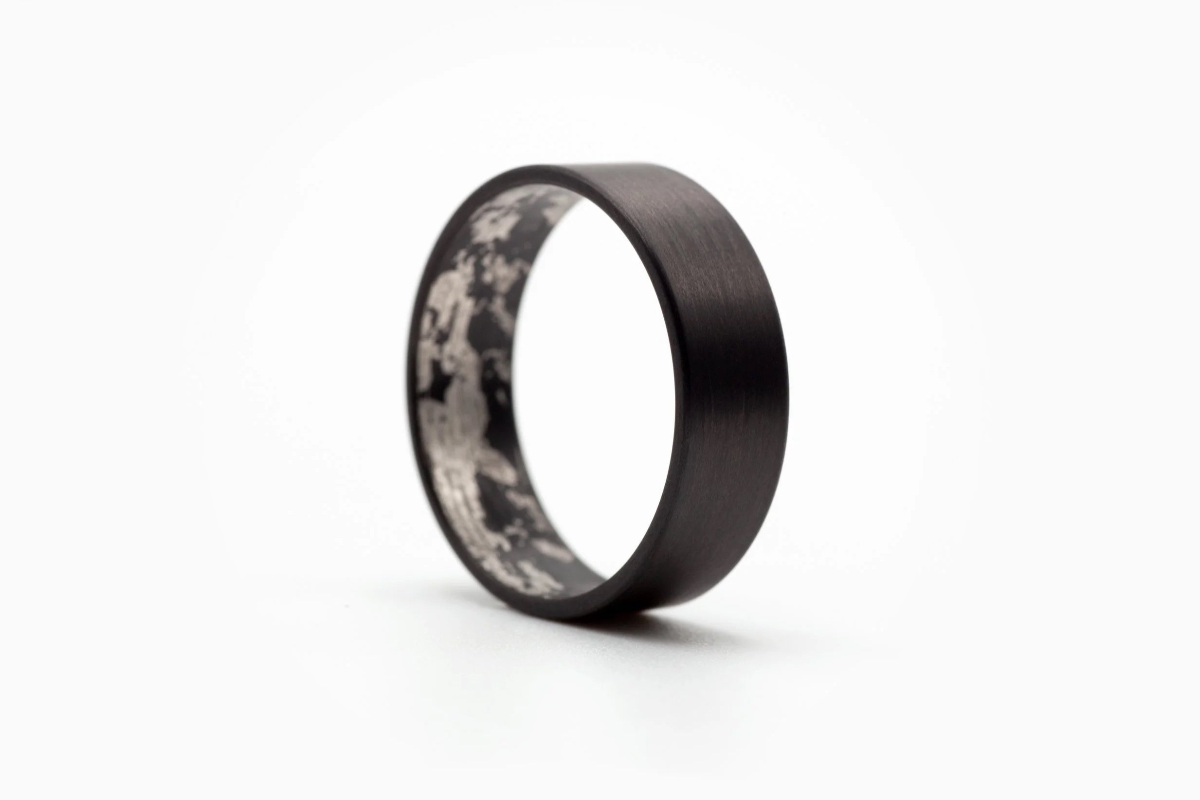 Singularity_carbon+Platinum-Black-Mystery-ring_6-1.jpg