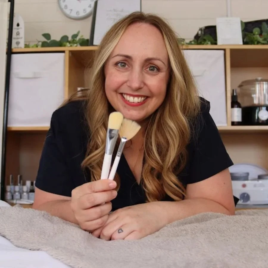 Danielle James (Dani)| Wildflowers Beauty