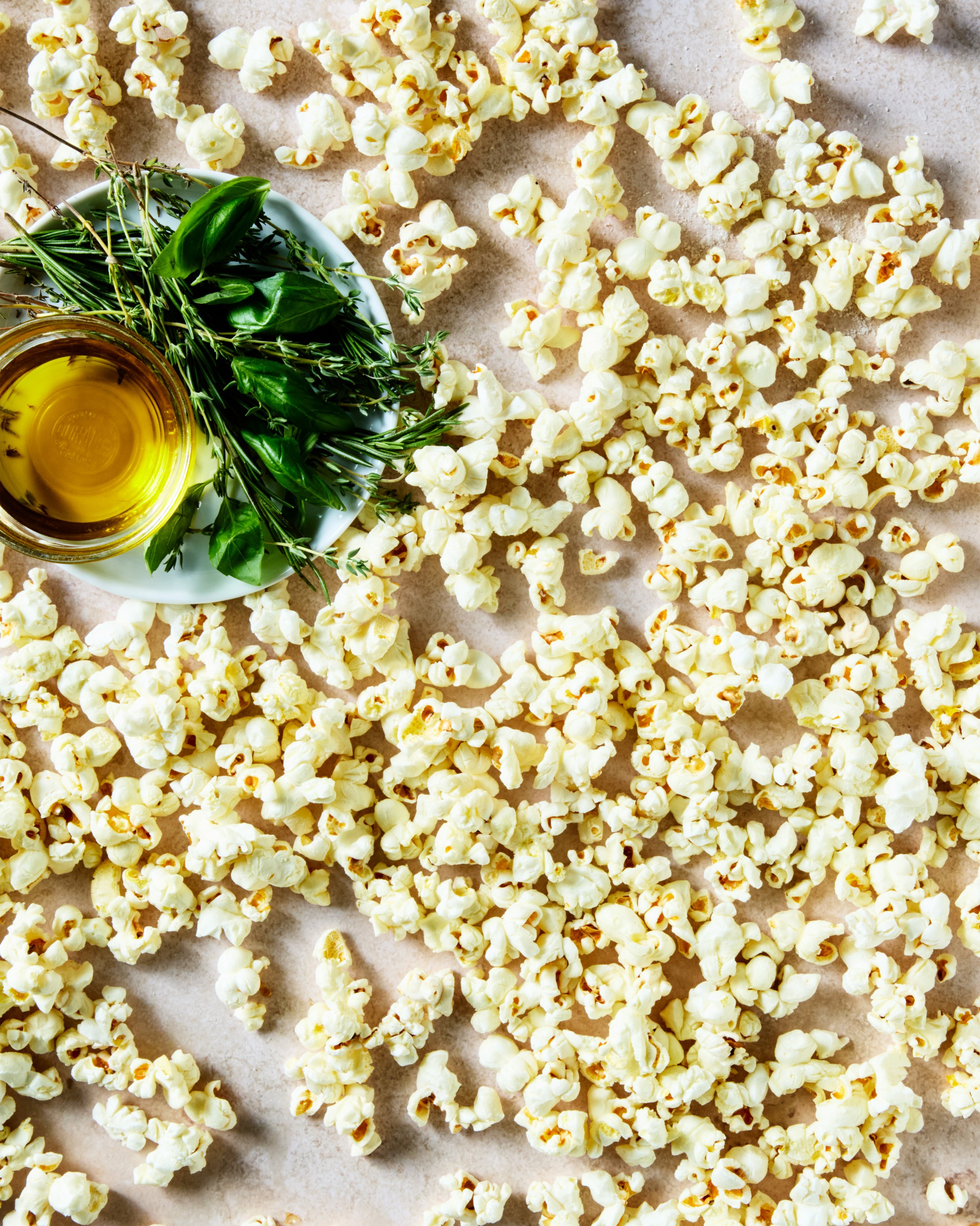 Regina-Kings-Herby-Popcorn-Popcorn_VERTICAL_web_046_CR_DEL069926.jpg