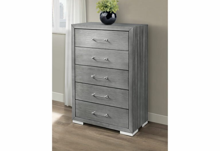 Tiffany-Silver-Chest-RSC-Copy-2-1-768x527.jpg