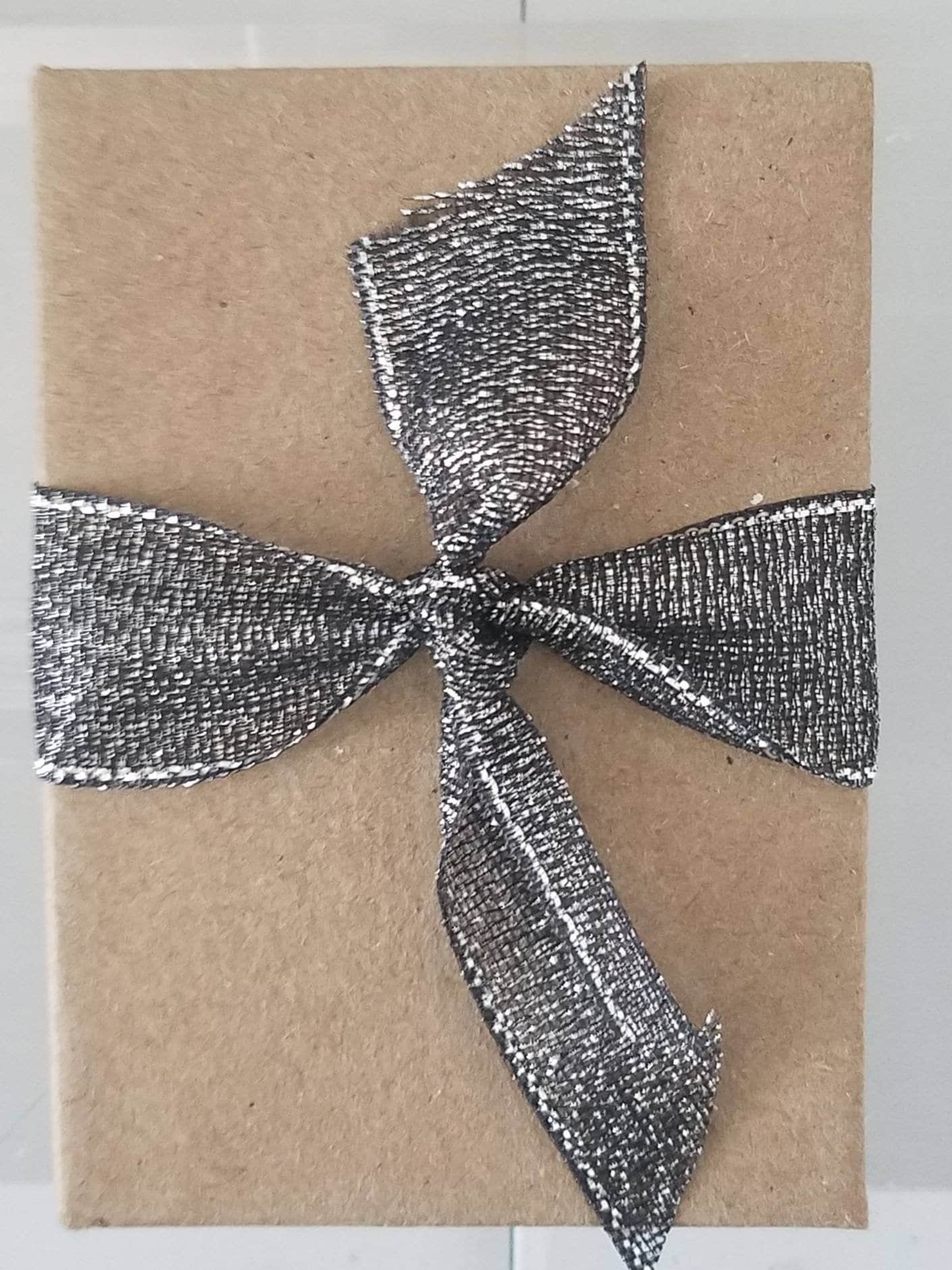 https://i.etsystatic.com/12001760/r/il/72e7aa/3985674216/il_fullxfull.3985674216_euxu.jpg
