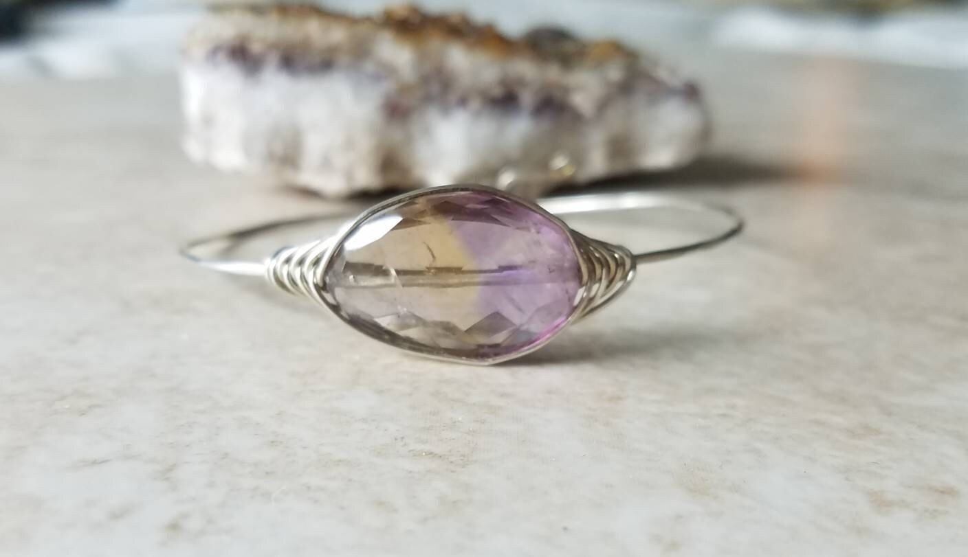 https://i.etsystatic.com/12001760/r/il/6e8211/2065969409/il_fullxfull.2065969409_pu5z.jpg