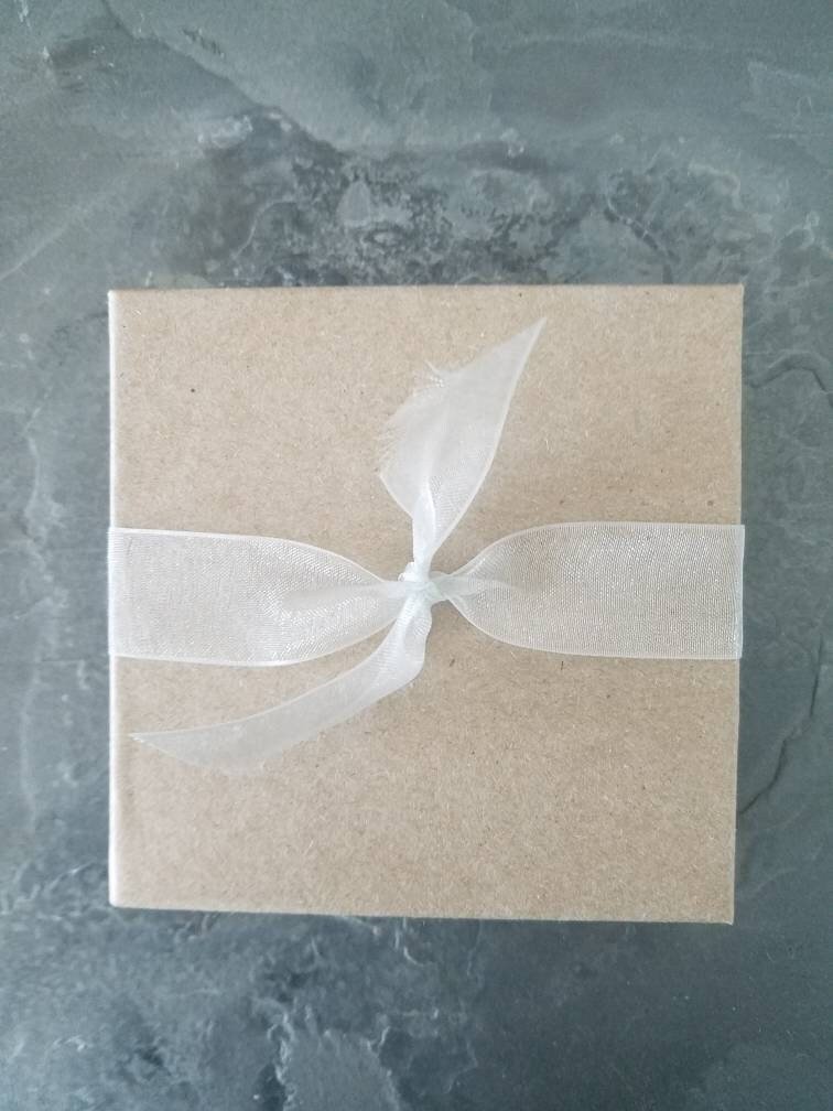 https://i.etsystatic.com/5345136/r/il/0c7800/3450565295/il_fullxfull.3450565295_j6au.jpg