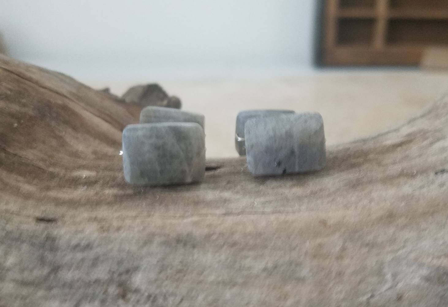 https://i.etsystatic.com/18412911/r/il/540ebf/3987687726/il_fullxfull.3987687726_7zp8.jpg