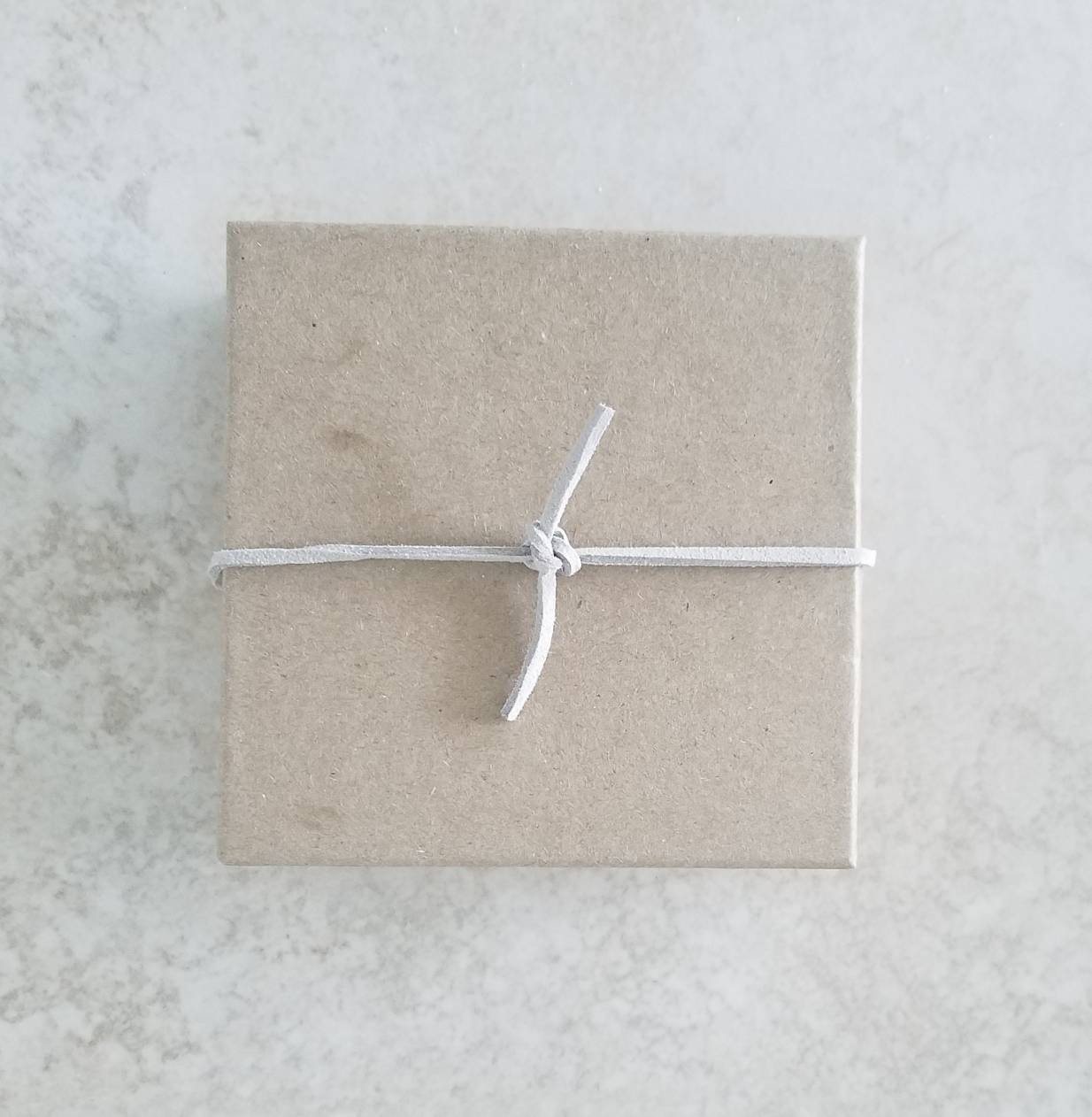 https://i.etsystatic.com/18412911/r/il/c58397/3371695330/il_fullxfull.3371695330_q4in.jpg