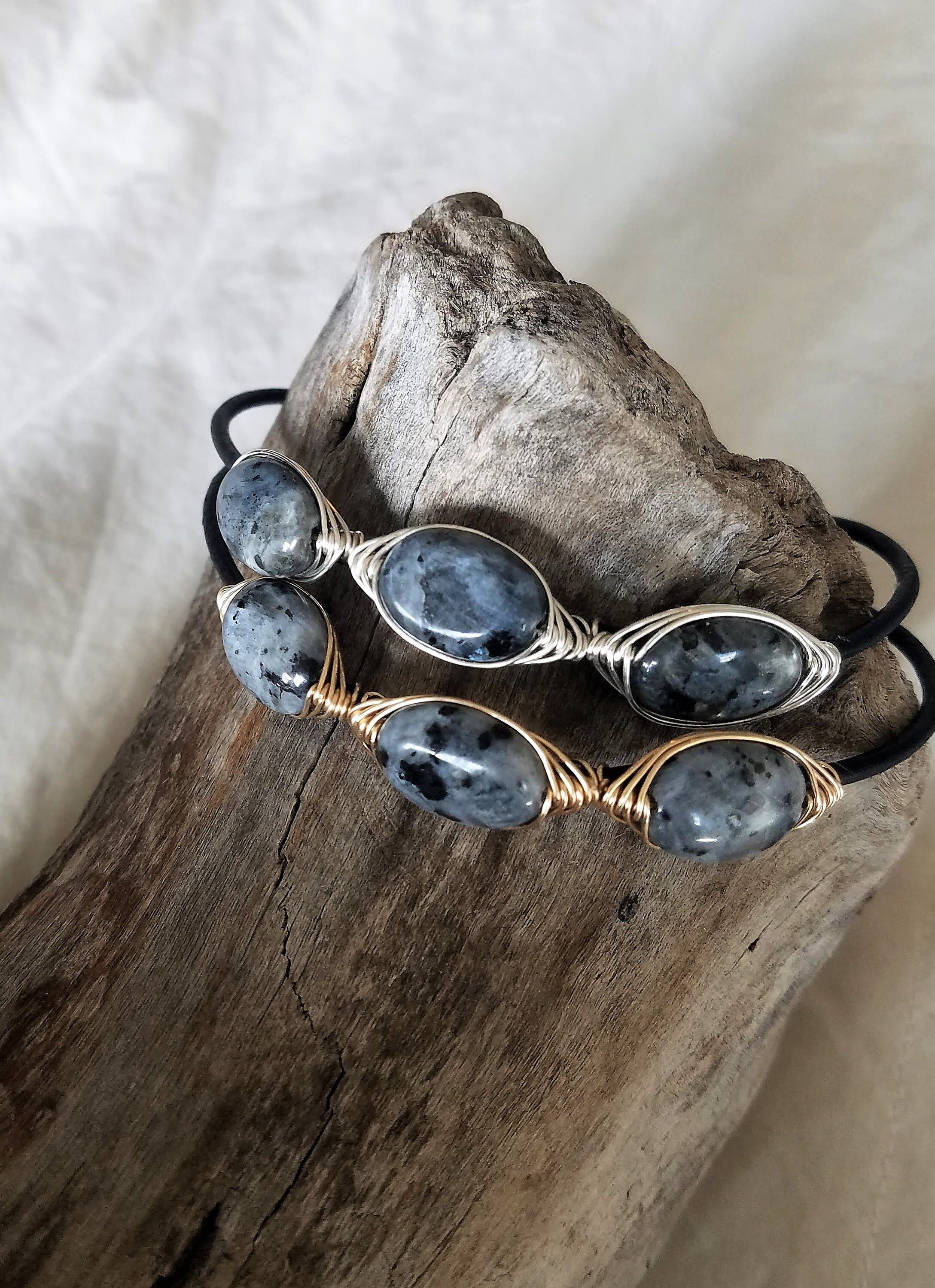 https://i.etsystatic.com/18412911/r/il/d0f735/1698400889/il_fullxfull.1698400889_ijoq.jpg