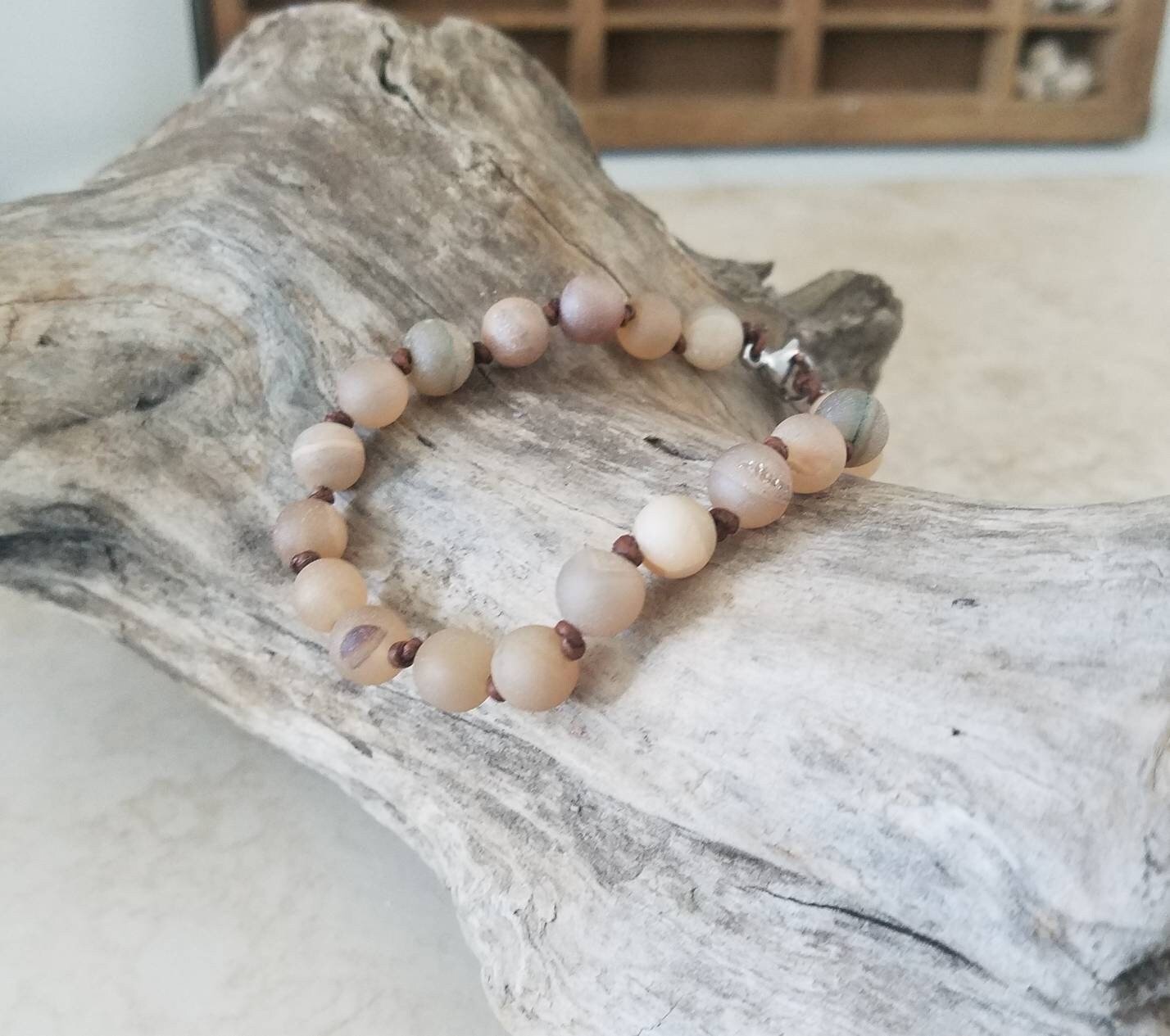 https://i.etsystatic.com/18412911/r/il/ae5a59/3988468728/il_fullxfull.3988468728_cuvt.jpg