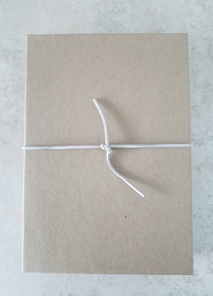 https://i.etsystatic.com/18412911/r/il/1571c2/3419378533/il_fullxfull.3419378533_g275.jpg