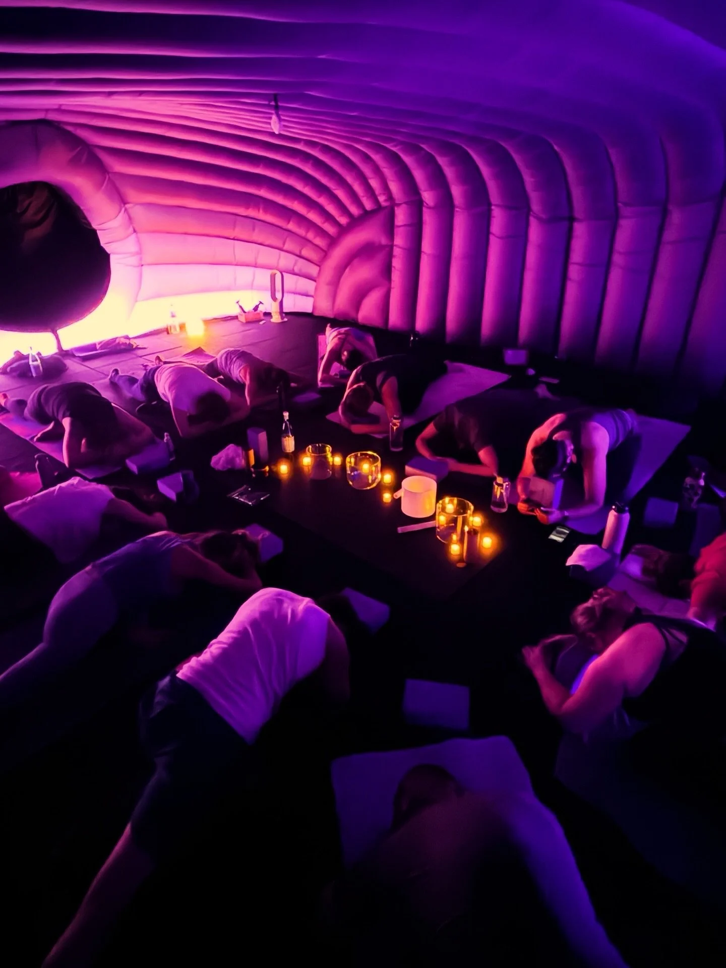✨ Sunday Reset: Sound Bath + Nurture Flow ✨

Join us on Sunday 17th May at 2pm inside the cosy warmth of Hotpod for an afternoon designed to help you fully switch off and restore.

Step into the softly heated pod, surrounded by dim lighting and calmi